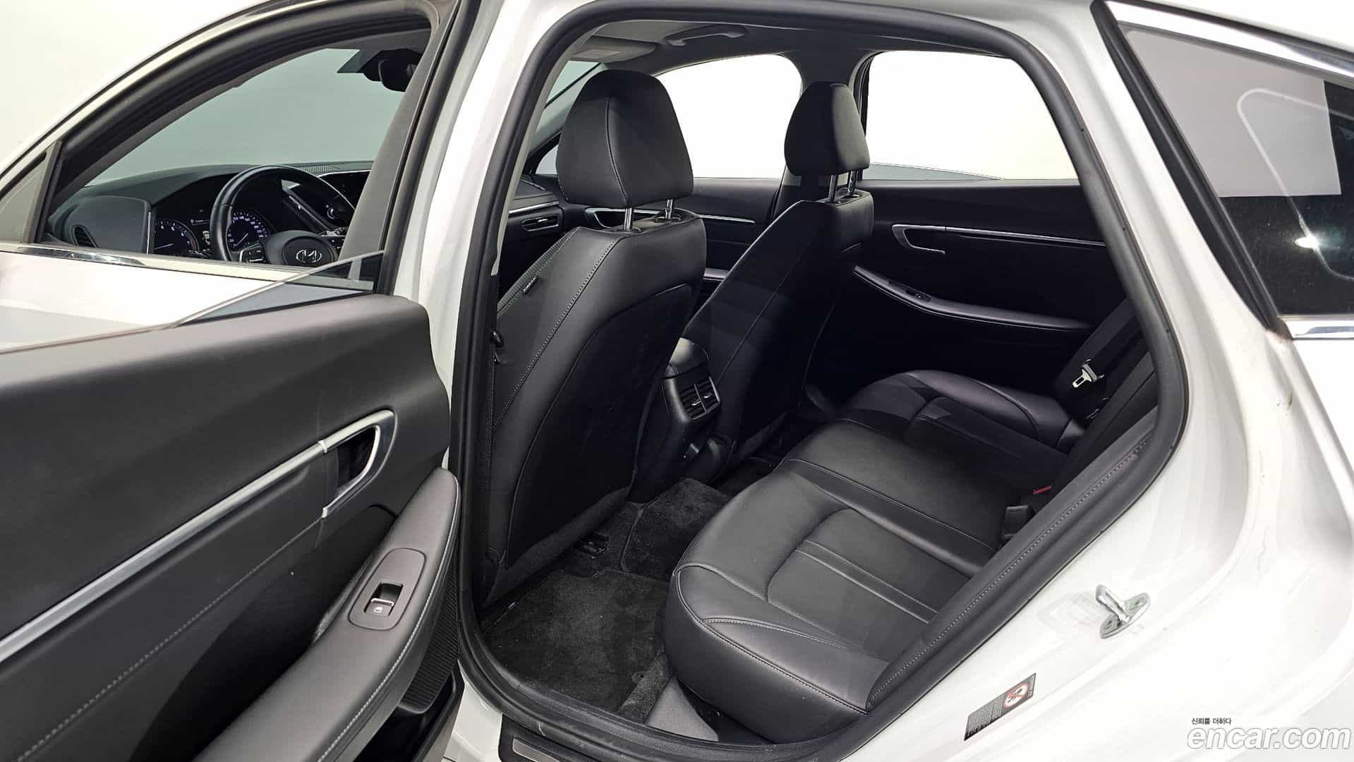 Sonata Hyundai 2022.1-OPTION-015