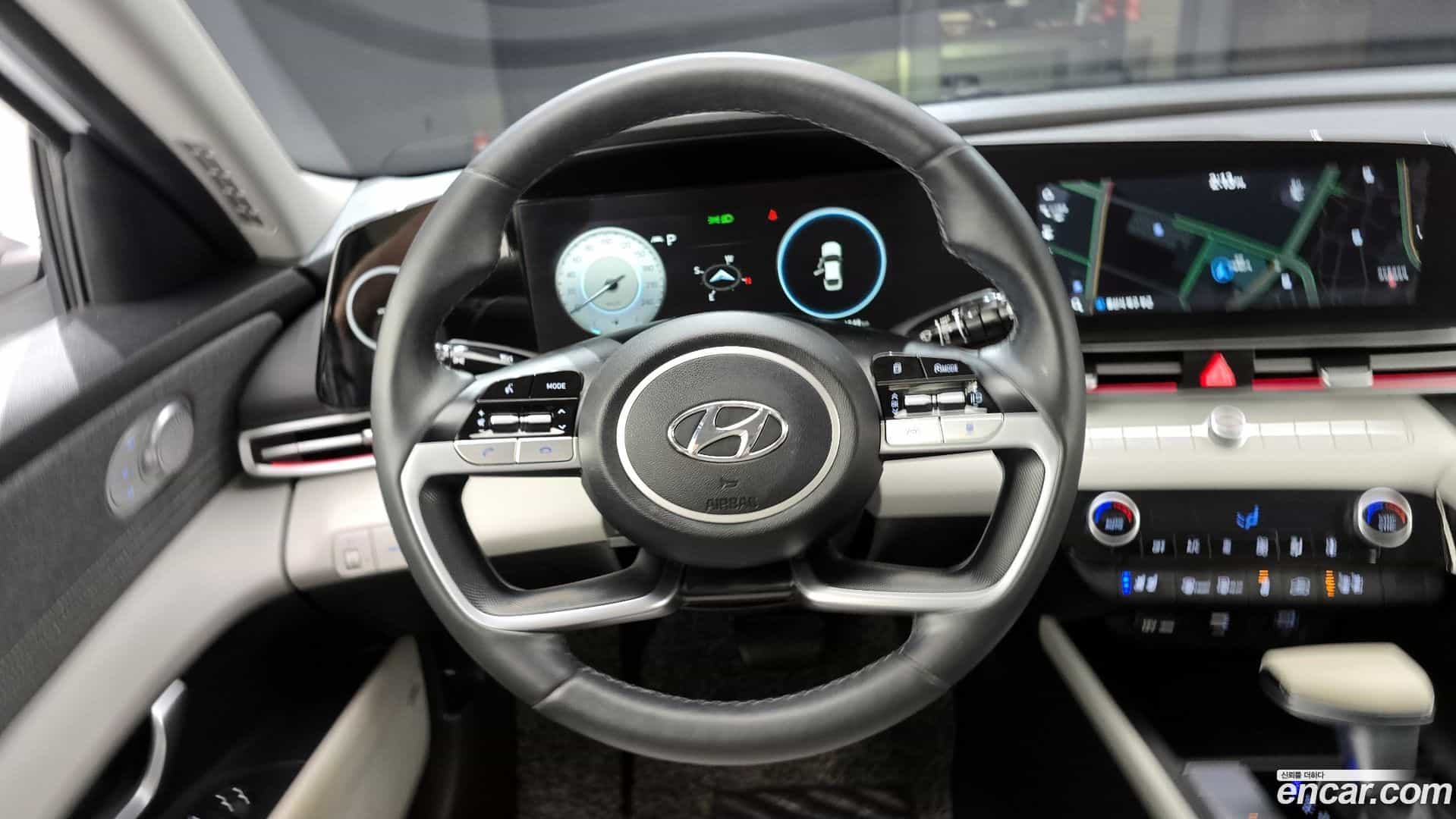 AVANTE Hyundai 2021.10-OPTION-017