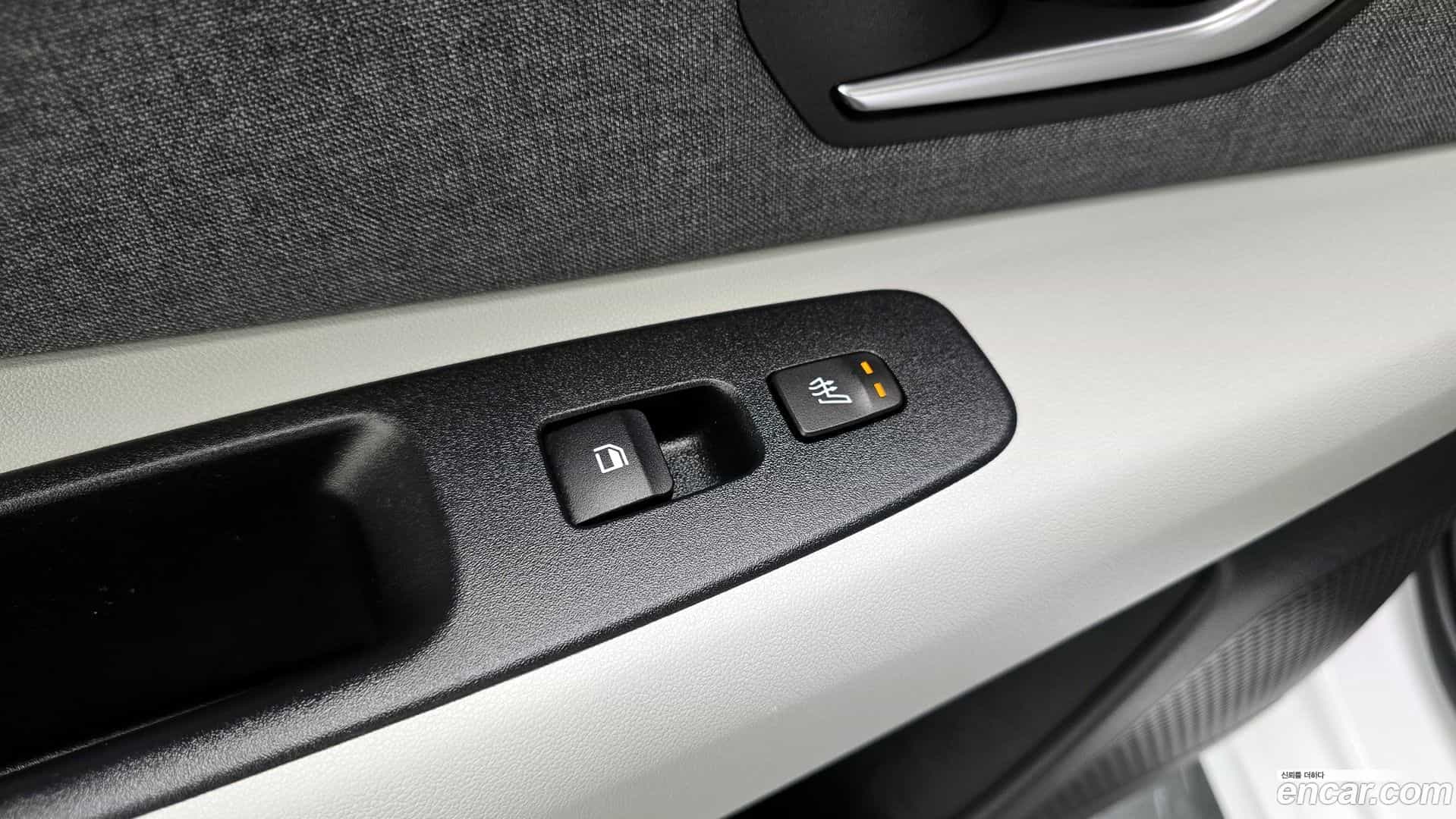 AVANTE Hyundai 2021.10-OPTION-023