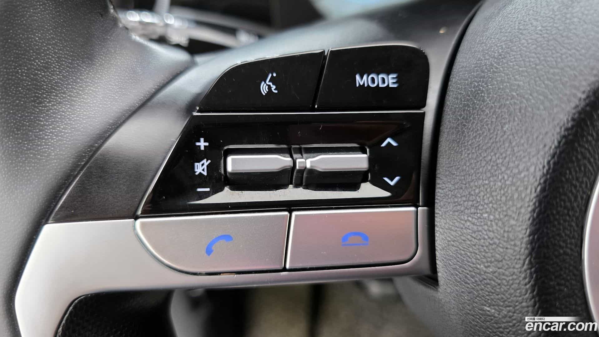 AVANTE Hyundai 2021.10-OPTION-043