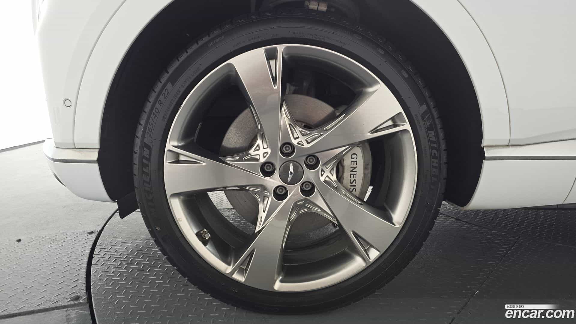 GV80 Genesis 2023.0-OUTER-005