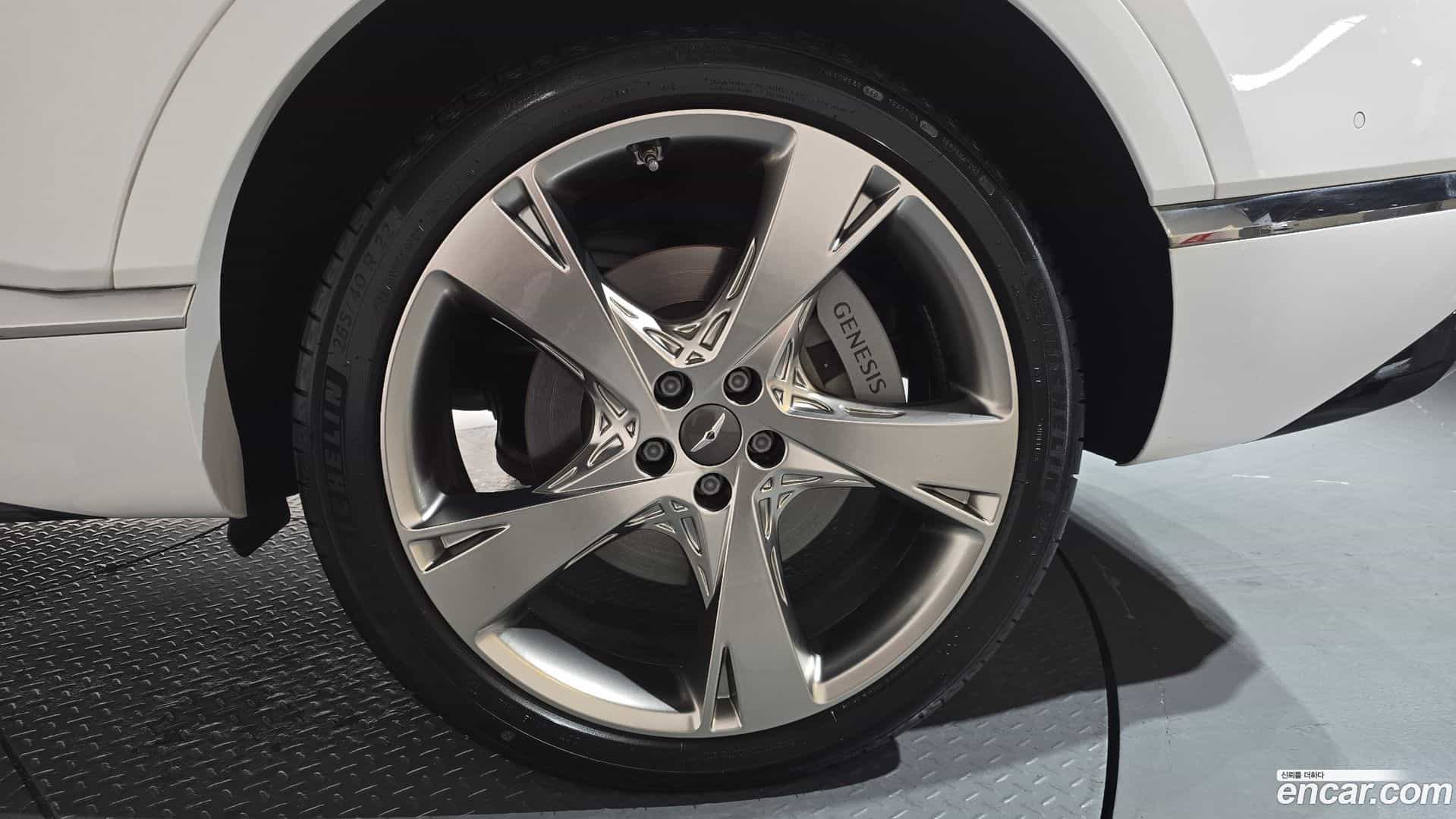 GV80 Genesis 2023.0-OUTER-031