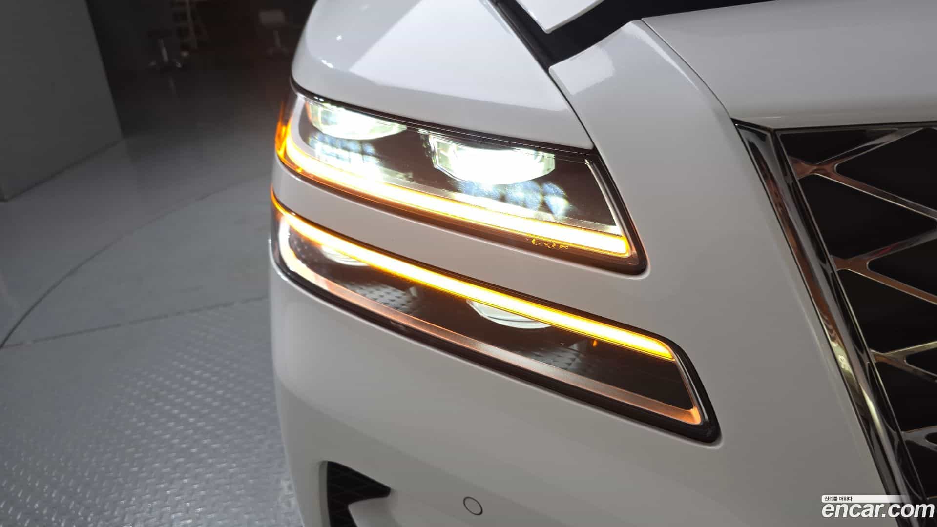 GV80 Genesis 2023.0-OUTER-032