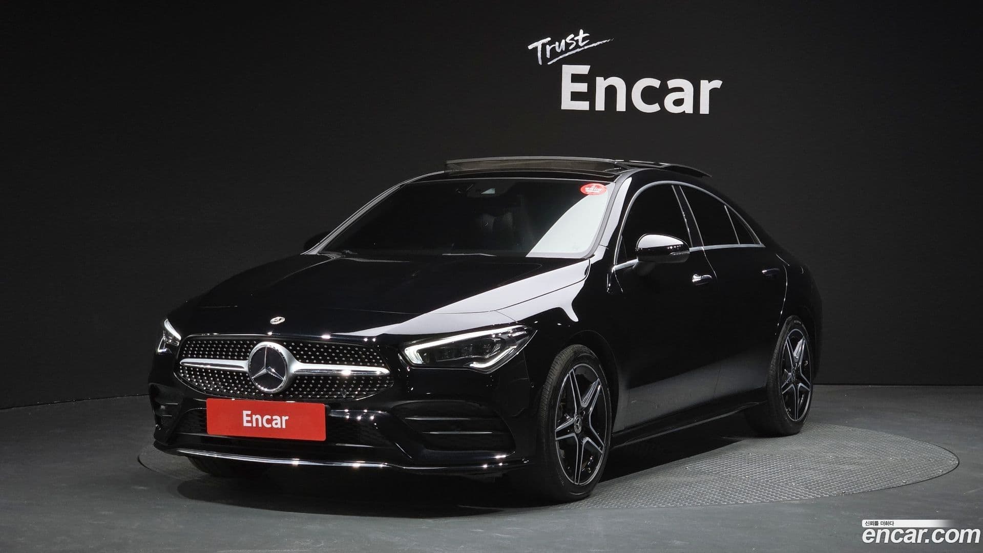 Main__Slider__Photo:CLA-Class Mercedes-Benz 2020.3-0