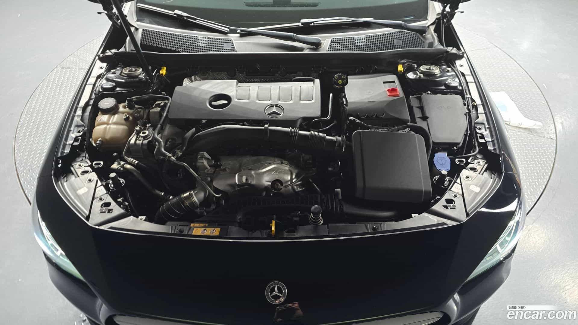 CLA-Class Mercedes-Benz 2020.3-OUTER-006