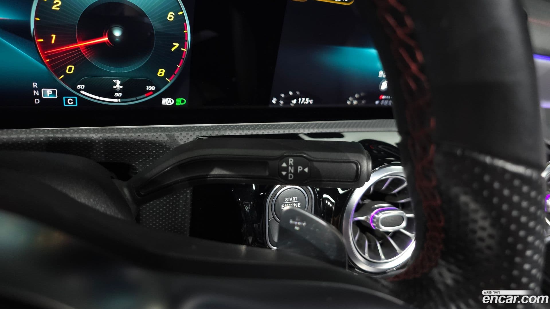 Main__Slider__Photo:CLA-Class Mercedes-Benz 2020.3-8
