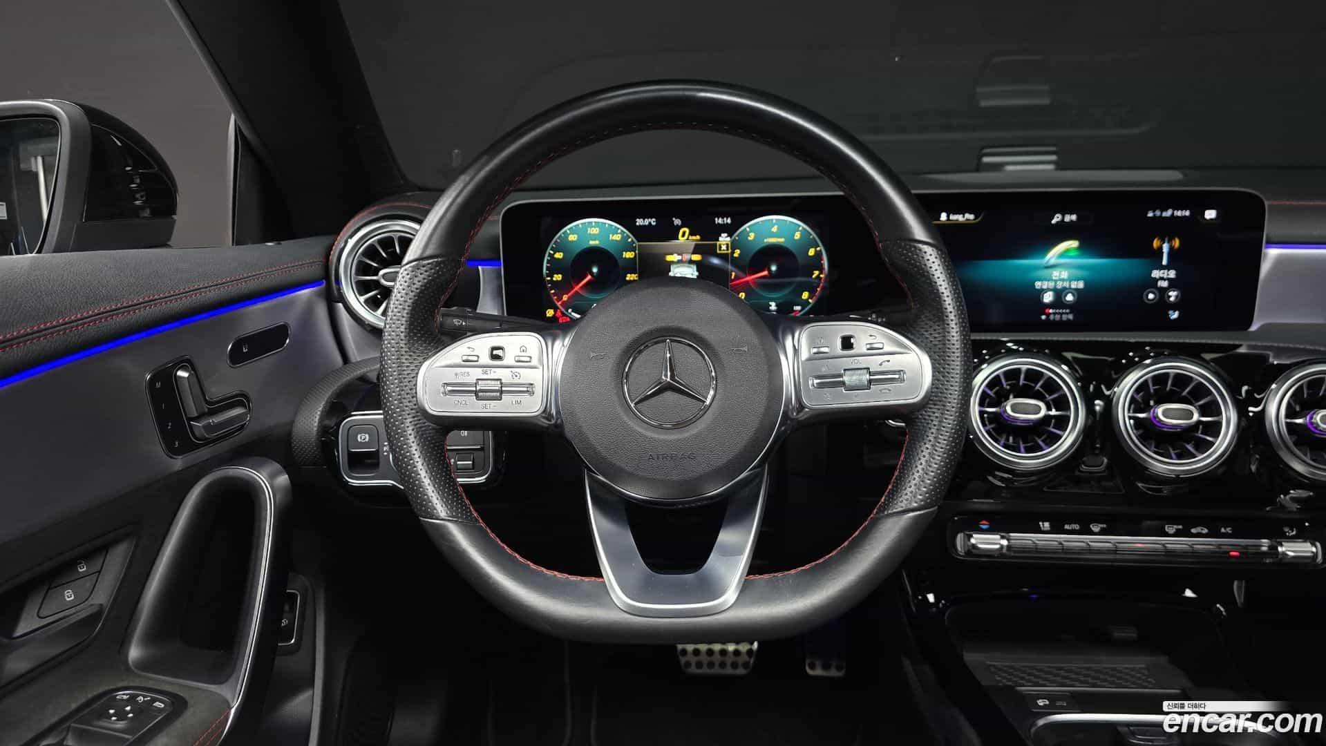 CLA-Class Mercedes-Benz 2020.3-OPTION-016