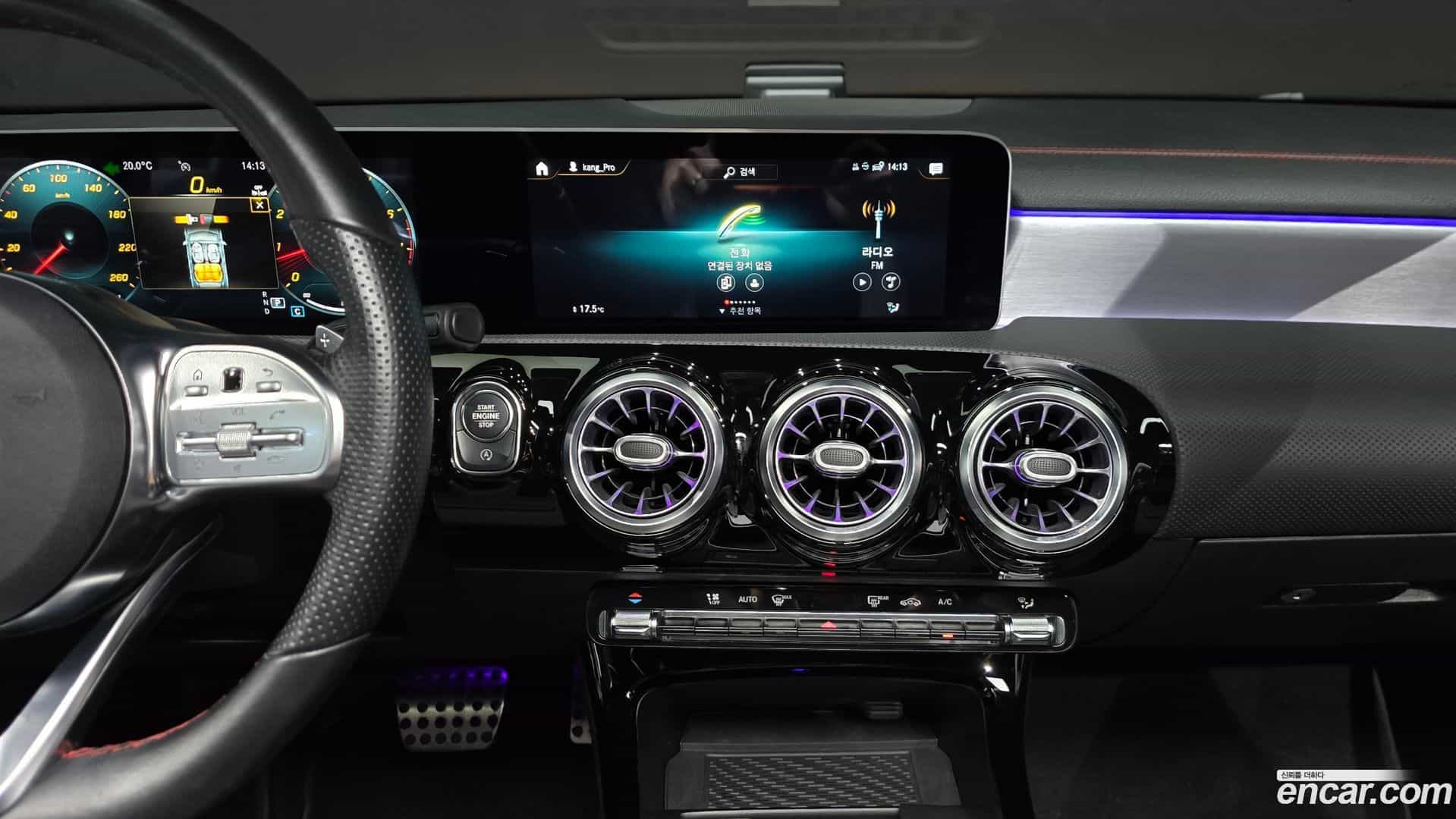 CLA-Class Mercedes-Benz 2020.3-OPTION-017
