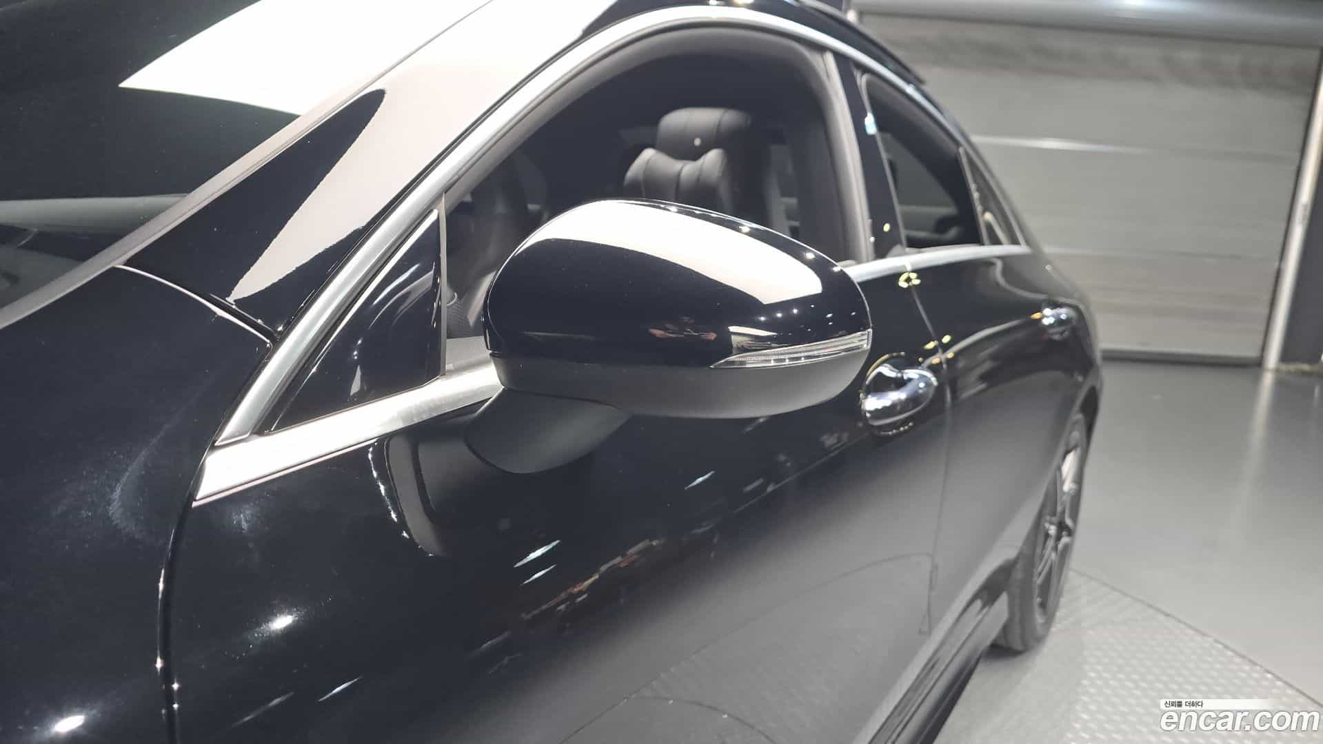 CLA-Class Mercedes-Benz 2020.3-OPTION-040