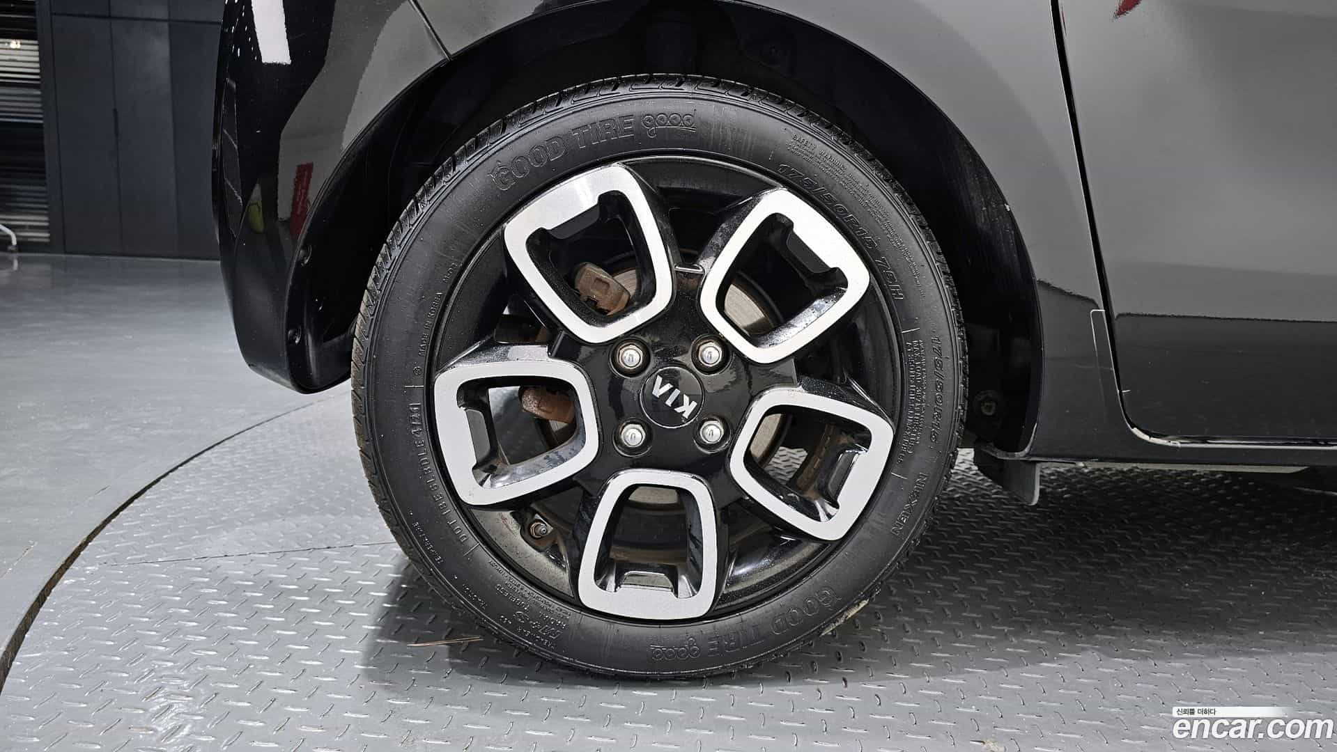 RAY Kia 2021.0-OUTER-005