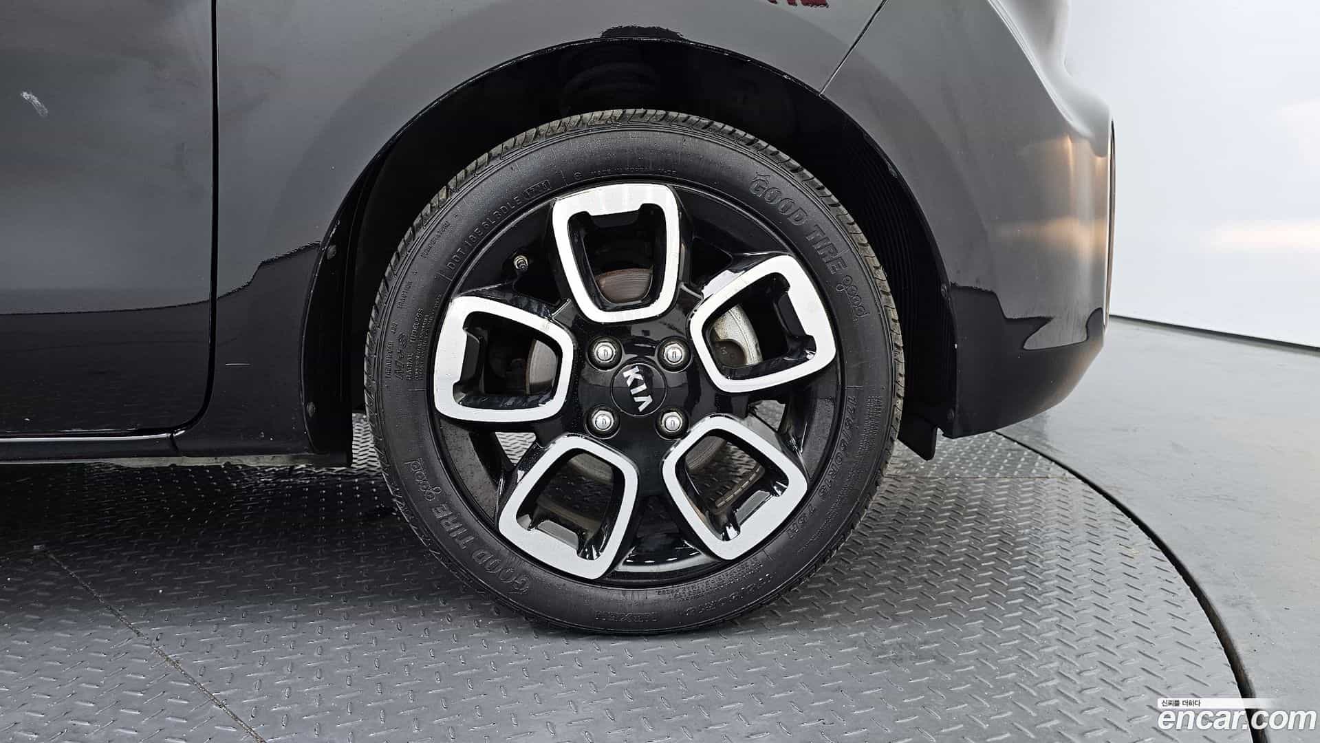 RAY Kia 2021.0-OUTER-031