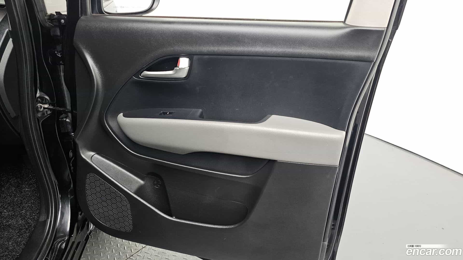 RAY Kia 2021.0-INNER-035