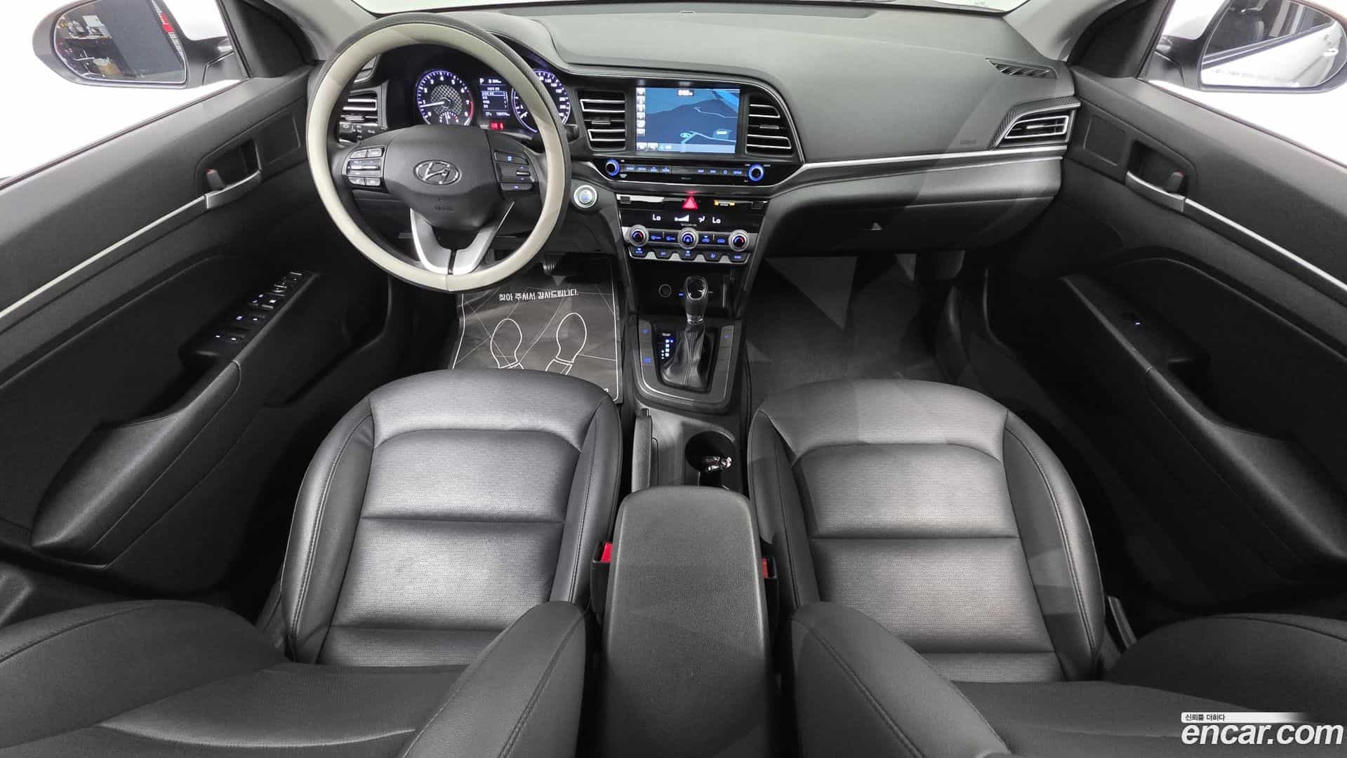 AVANTE Hyundai 2020.0-INNER-007