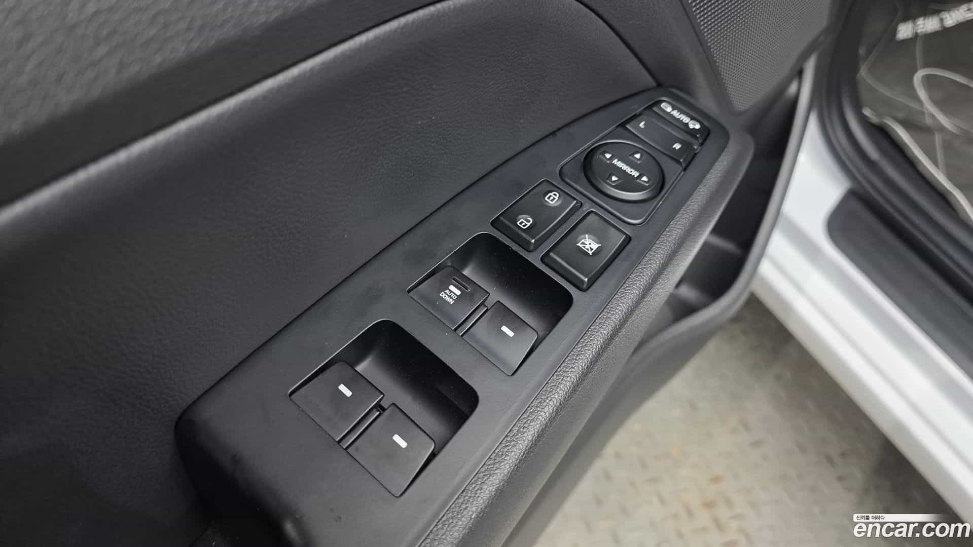 AVANTE Hyundai 2020.0-OPTION-017
