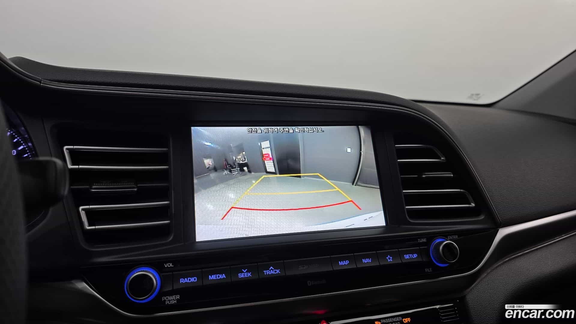 AVANTE Hyundai 2020.0-OPTION-022