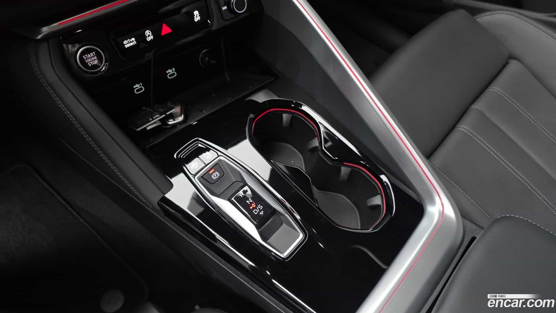Q5 Audi 2025.8-INNER-009