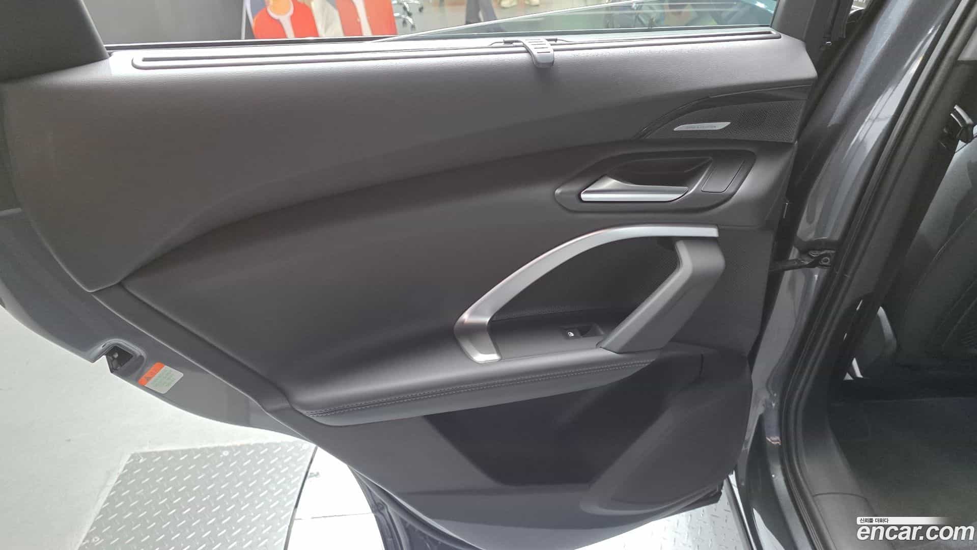 Q5 Audi 2025.8-INNER-035