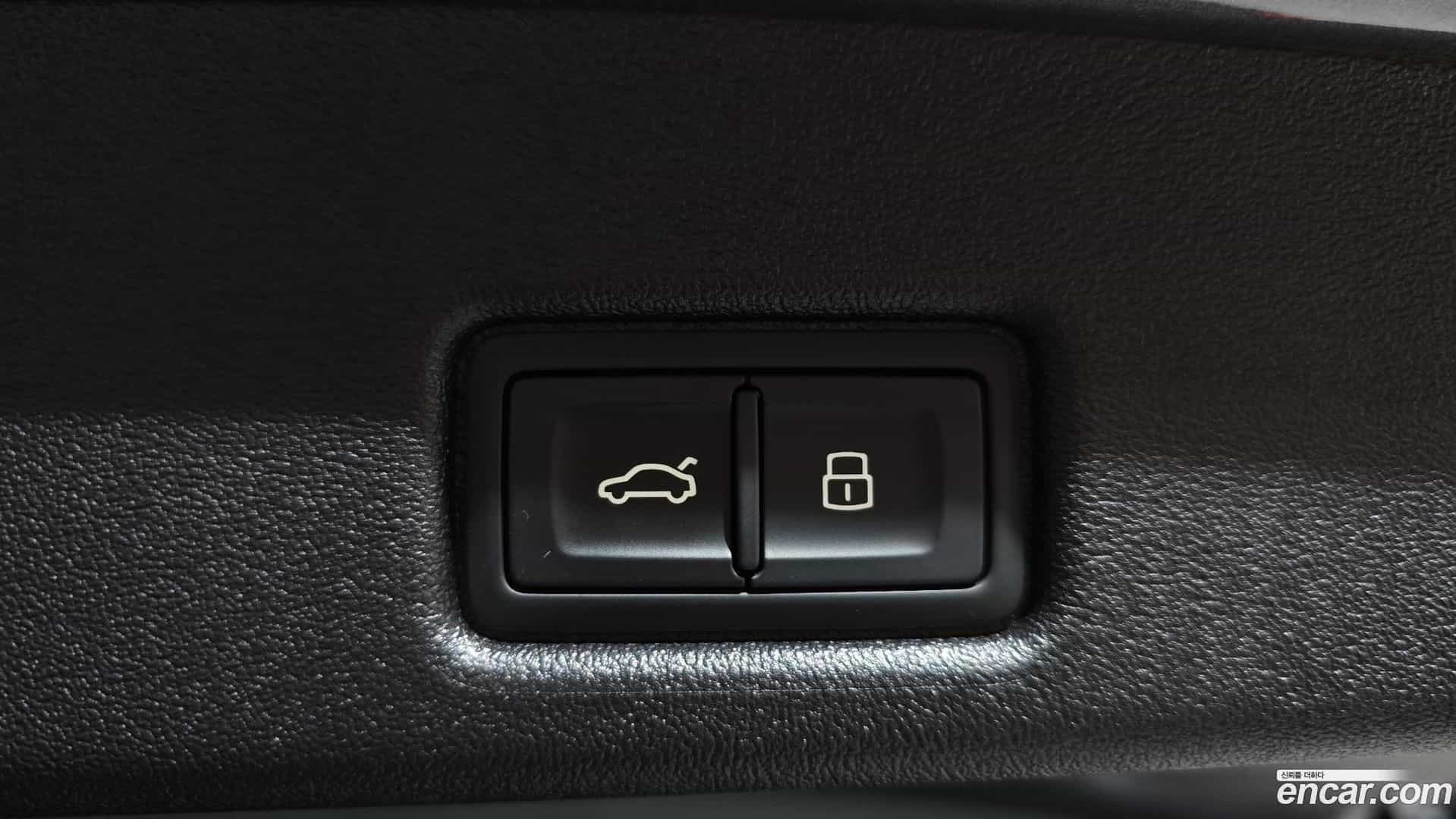 Q5 Audi 2025.8-OPTION-043