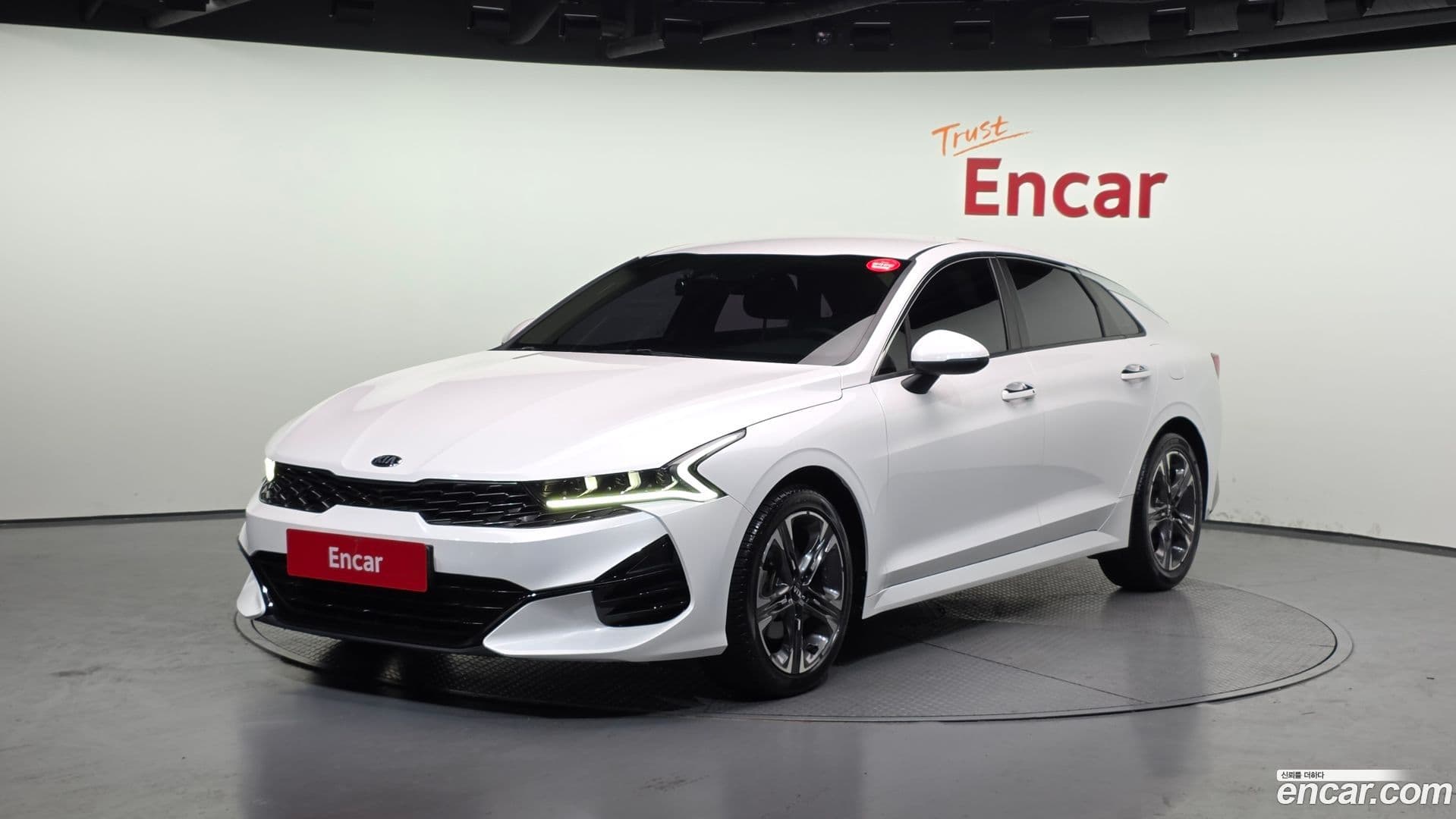 Main__Slider__Photo:K5 Kia 2020.6-0