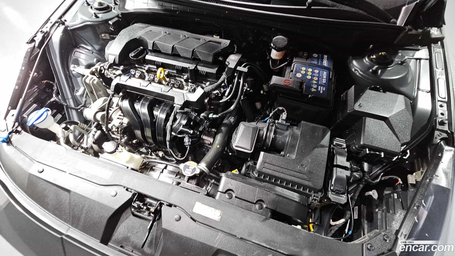 AVANTE Hyundai 2021.6-OUTER-006