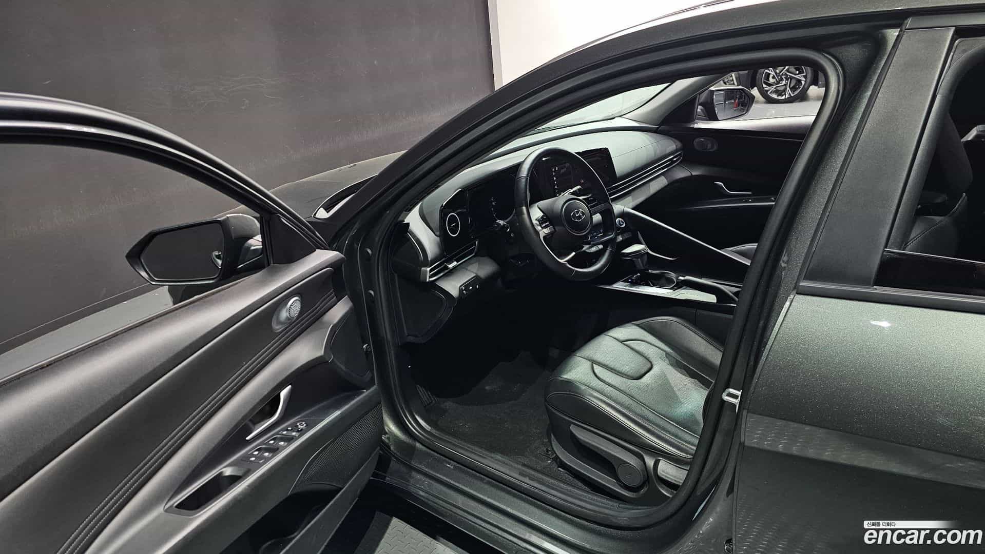 AVANTE Hyundai 2021.6-INNER-010