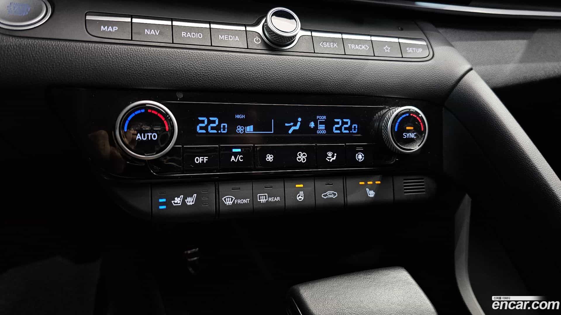 AVANTE Hyundai 2021.6-OPTION-016
