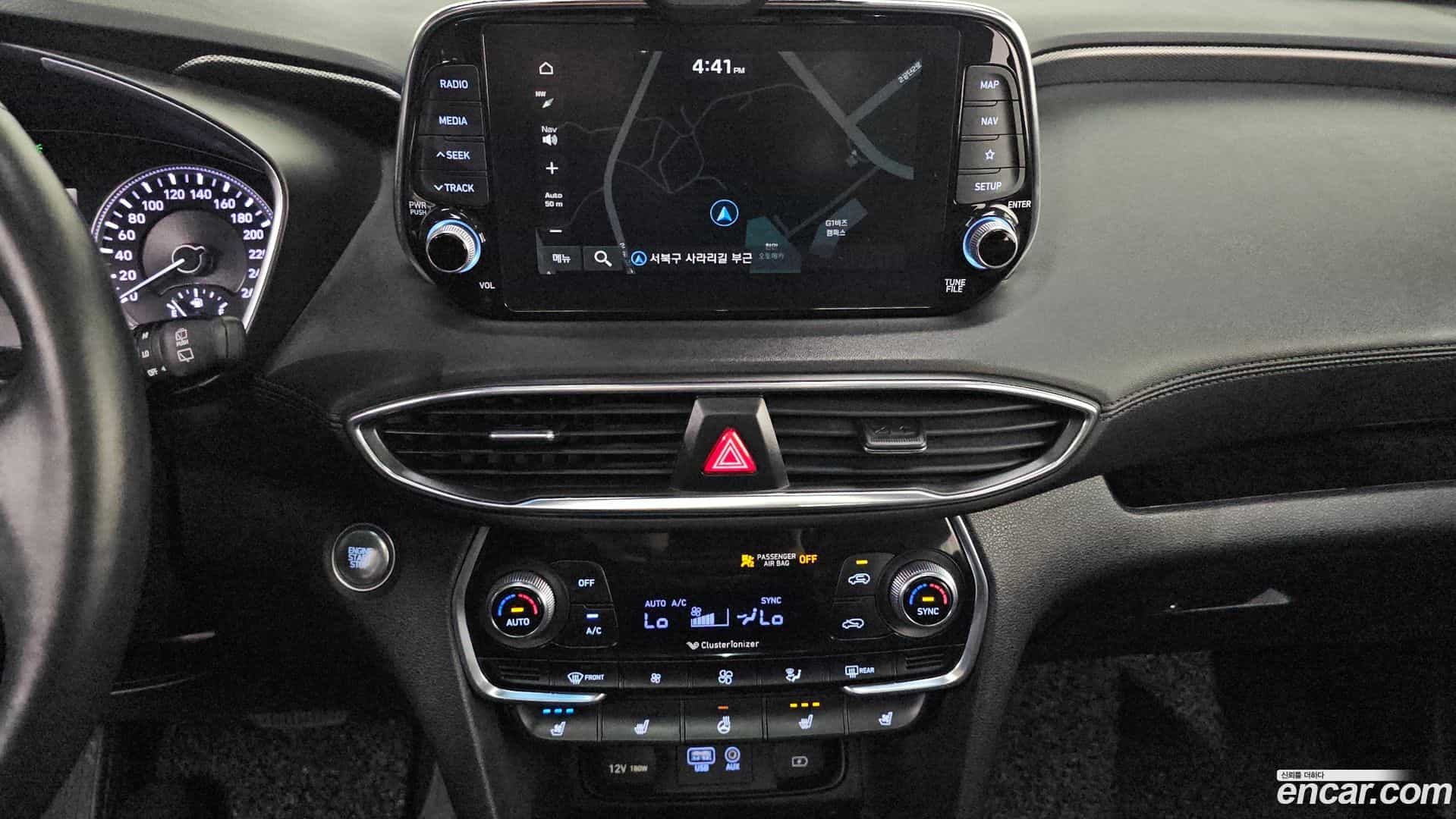 Santafe Hyundai 2019.2-OPTION-019