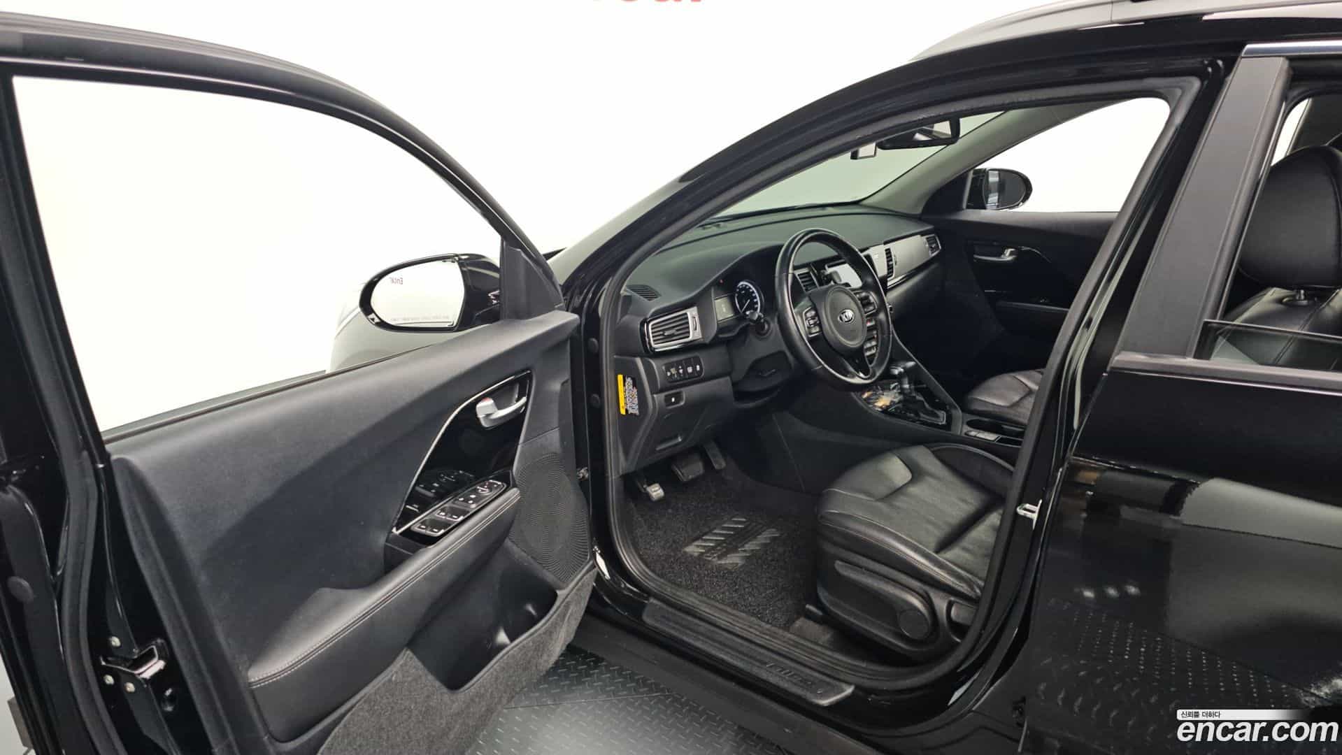 Niro Kia 2017.4-INNER-010