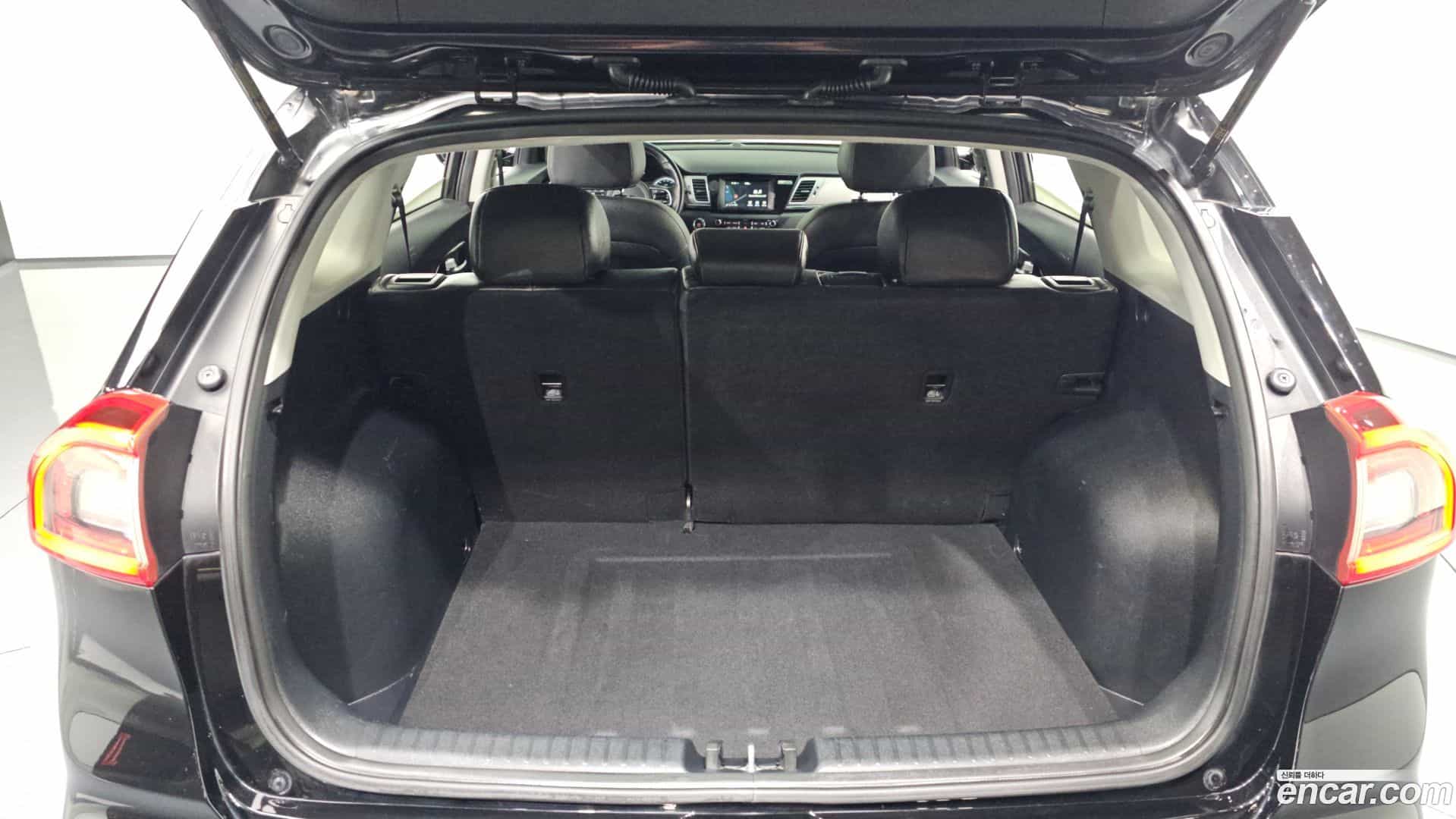 Niro Kia 2017.4-OPTION-024
