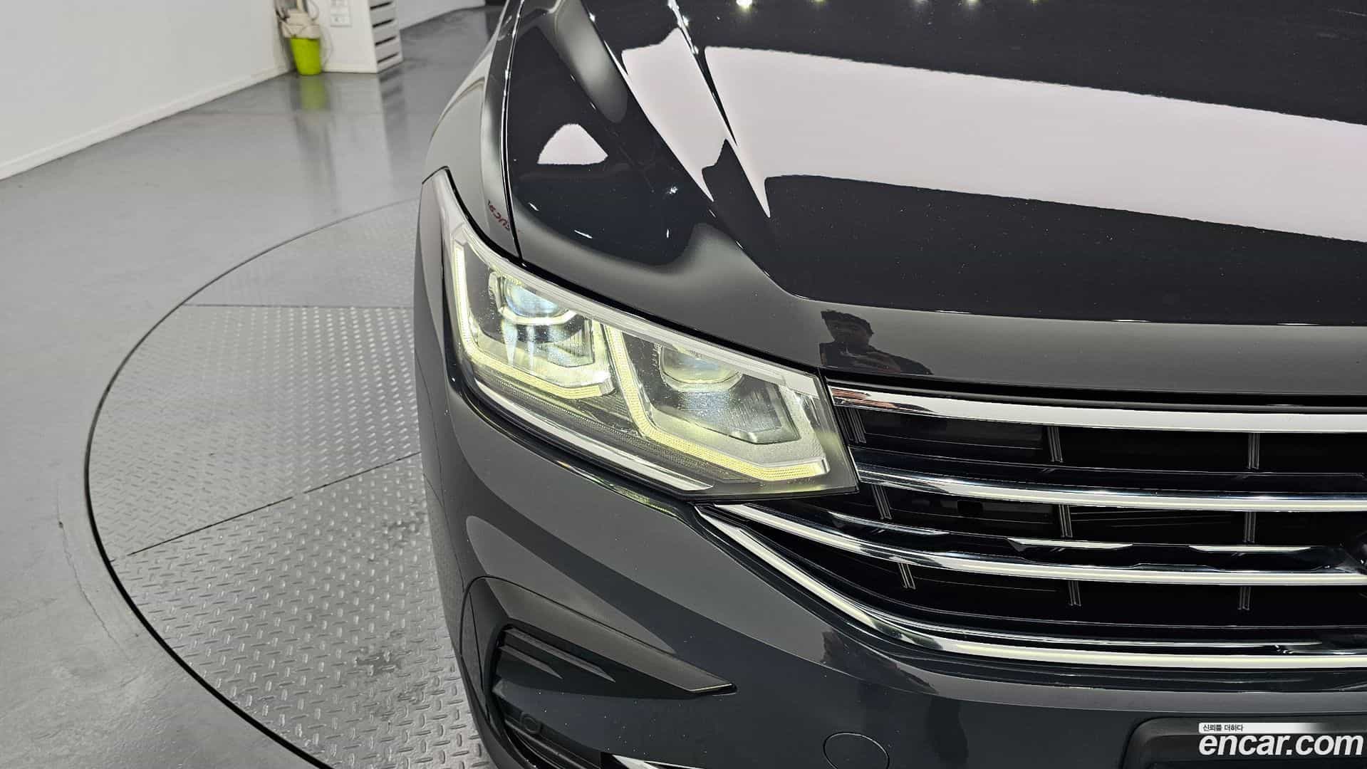 Tiguan Volkswagen 2022.7-OUTER-032