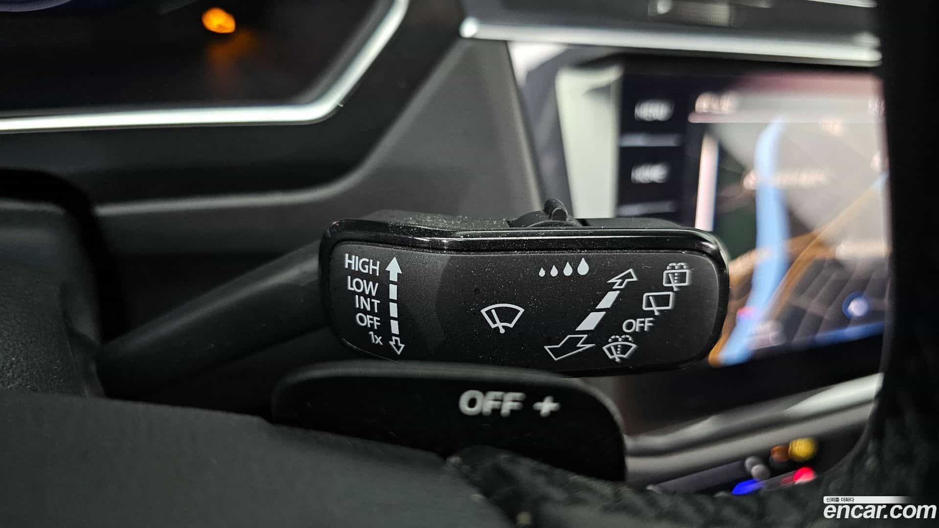 Tiguan Volkswagen 2022.7-OPTION-043