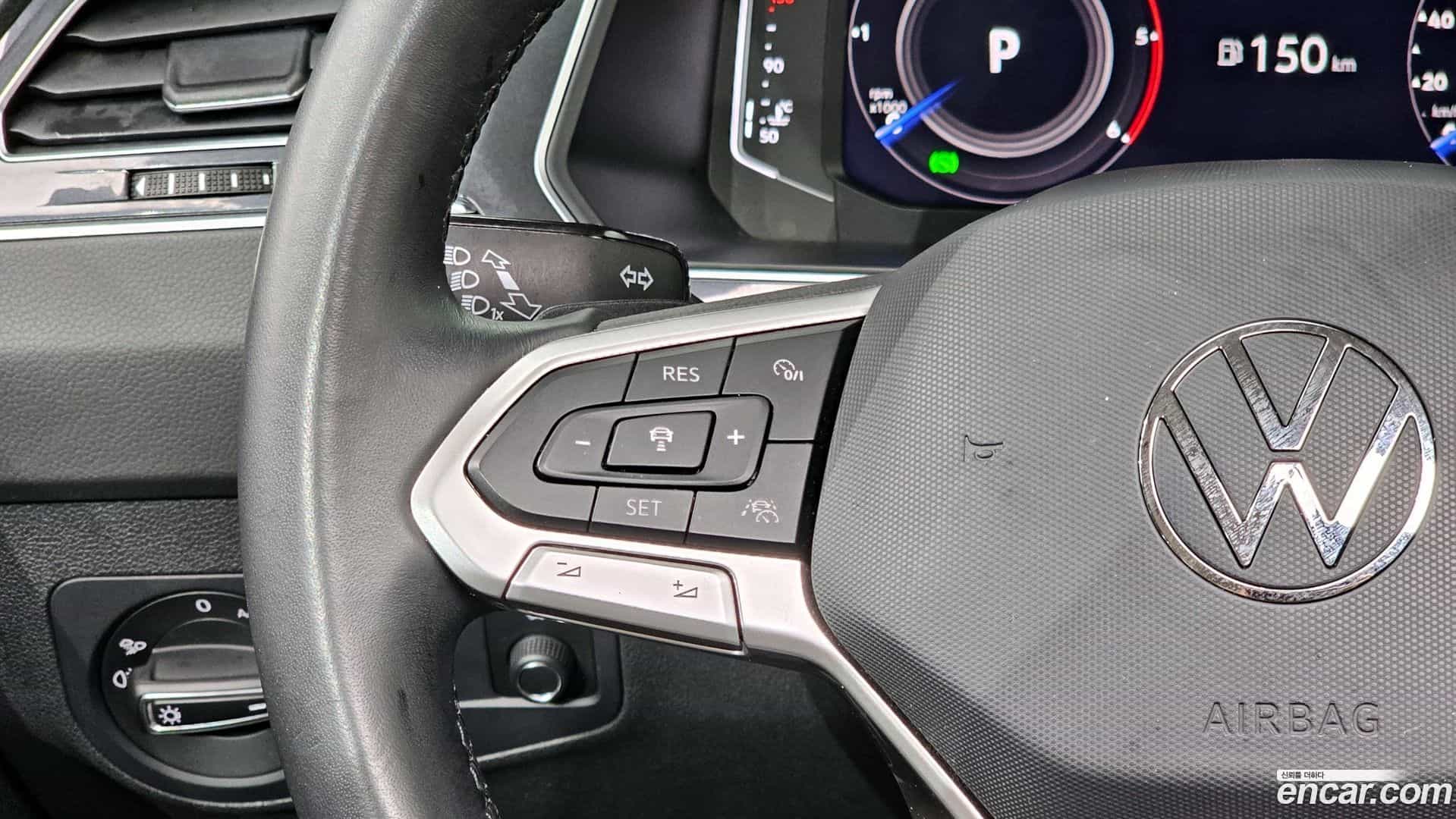 Tiguan Volkswagen 2022.7-OPTION-045