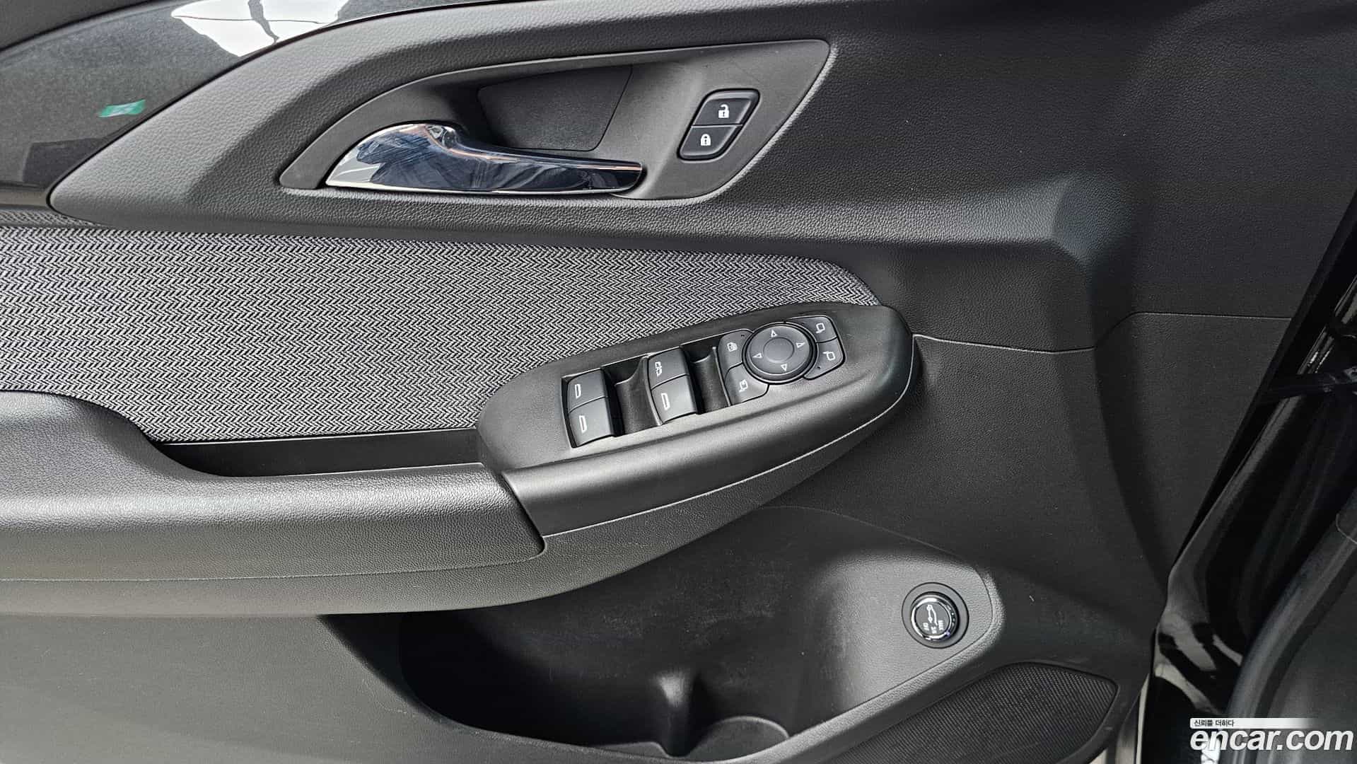 Trailblazer Chevrolet 2022.8-OPTION-022