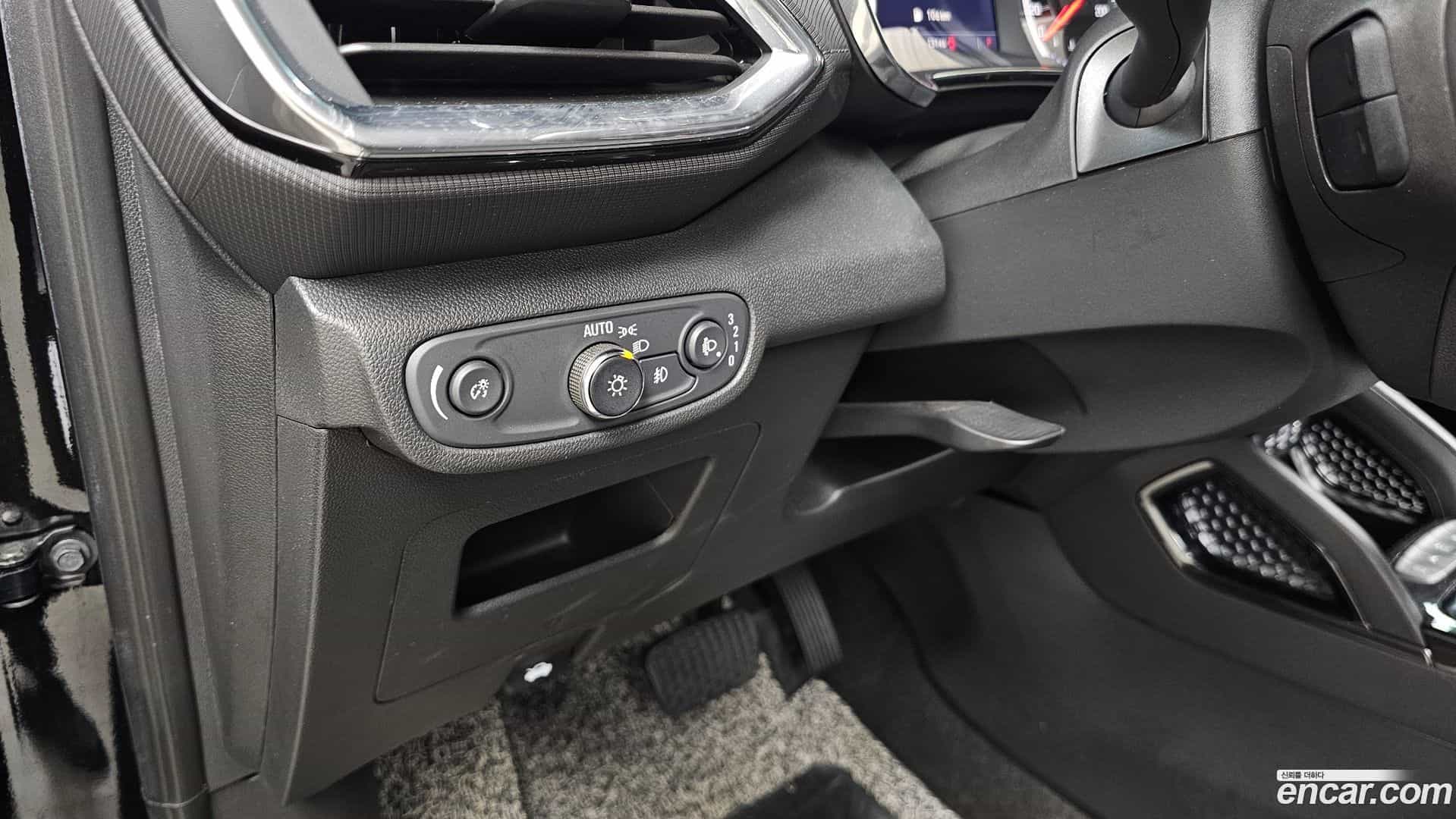 Trailblazer Chevrolet 2022.8-OPTION-024