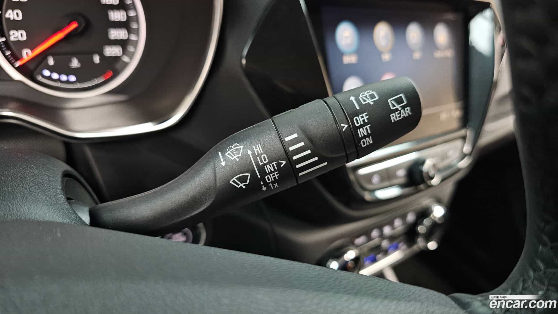 Trailblazer Chevrolet 2022.8-OPTION-040