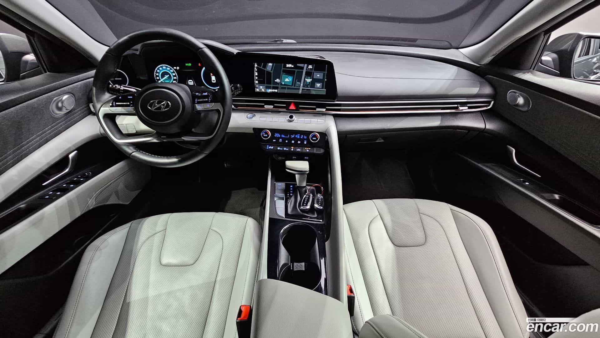 AVANTE Hyundai 2021.0-INNER-007
