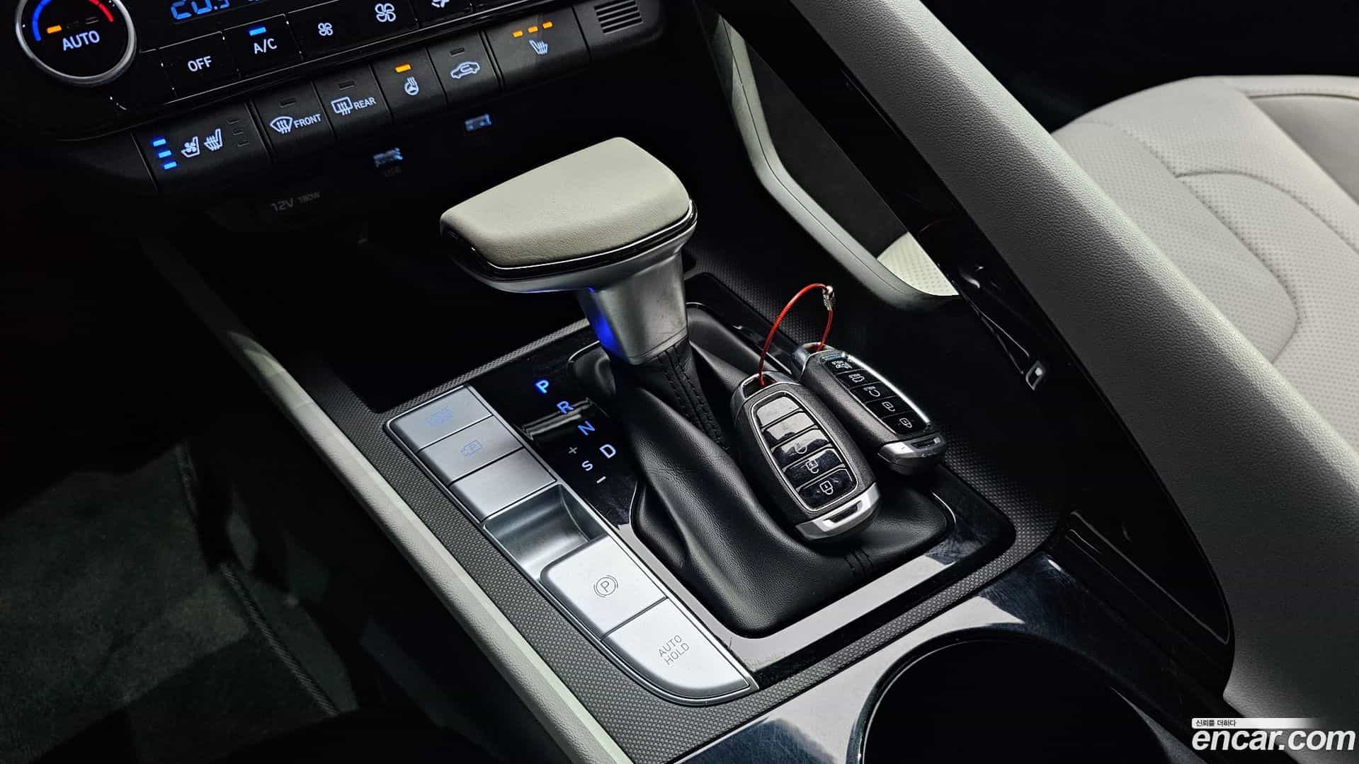 AVANTE Hyundai 2021.0-INNER-009