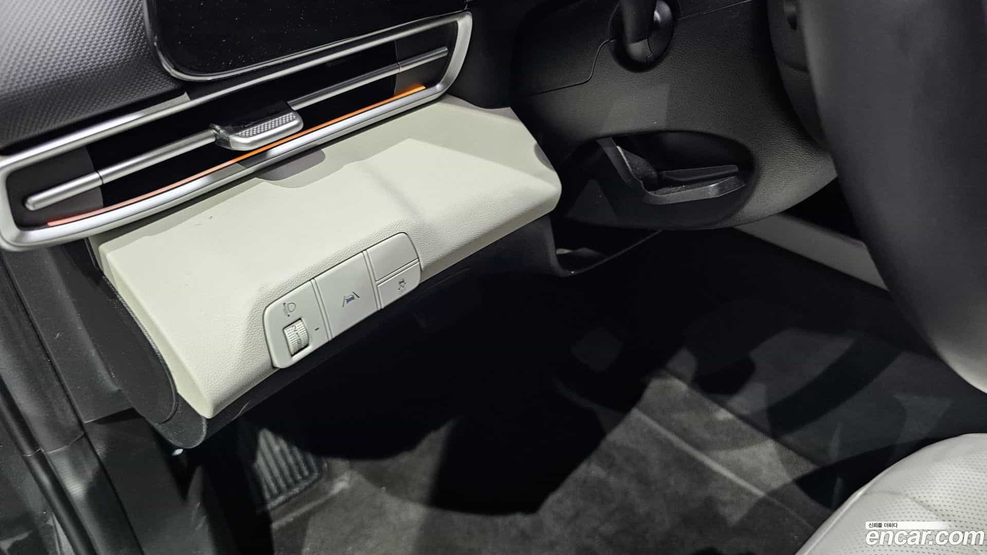 AVANTE Hyundai 2021.0-OPTION-022