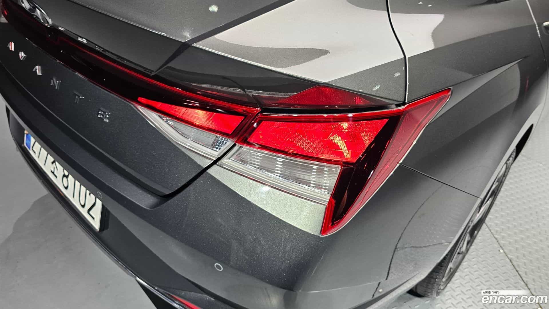 AVANTE Hyundai 2021.0-OUTER-033