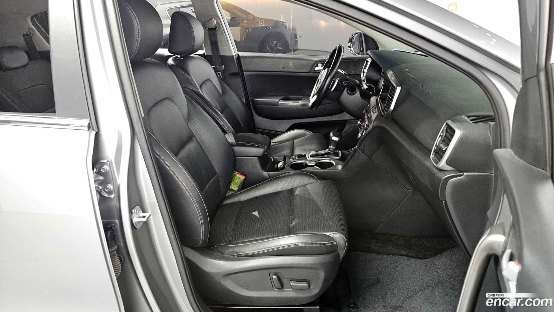 Sportage Kia 2021.1-INNER-010