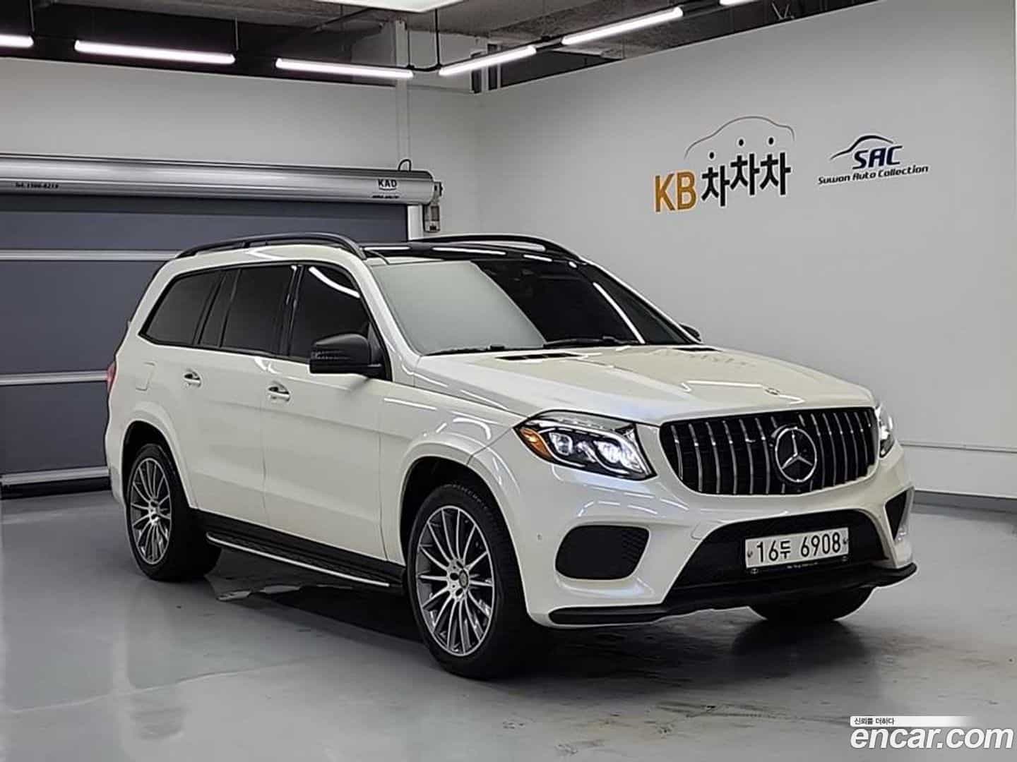 GLS-Class Mercedes-Benz 2017.10-OUTER-004