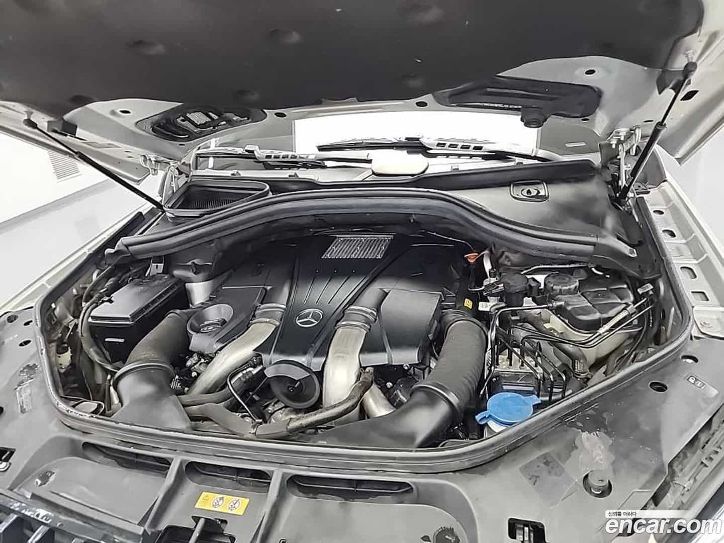 GLS-Class Mercedes-Benz 2017.10-OUTER-005