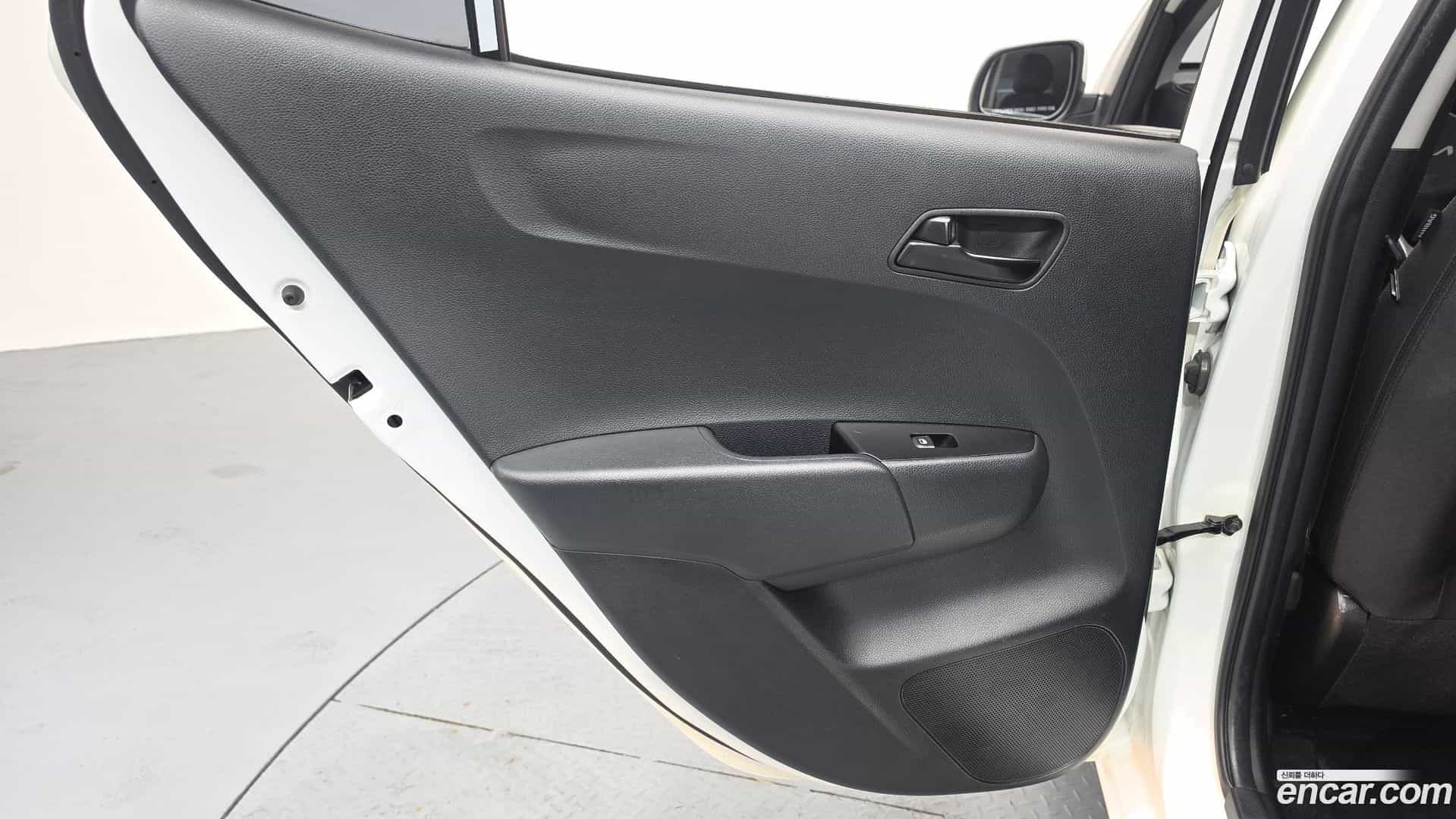 morning Kia 2022.0-INNER-035