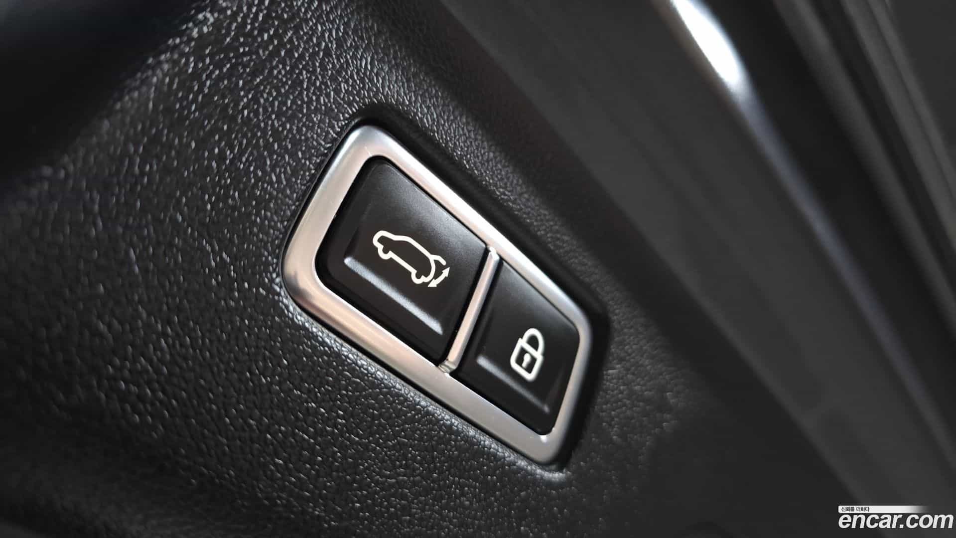 Sorento Kia 2023.5-OPTION-024