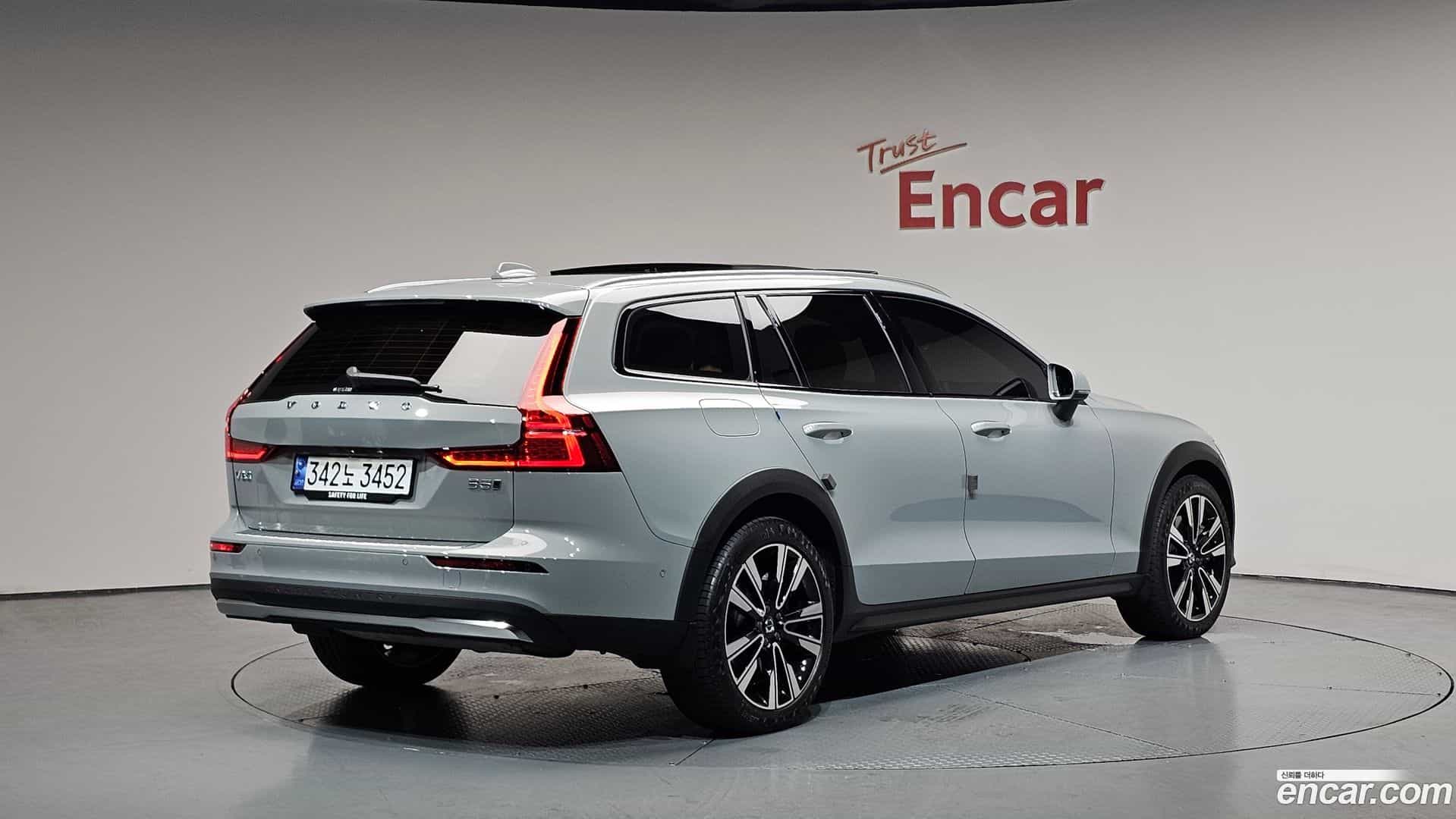 V60 Volvo 2024.6-OUTER-002