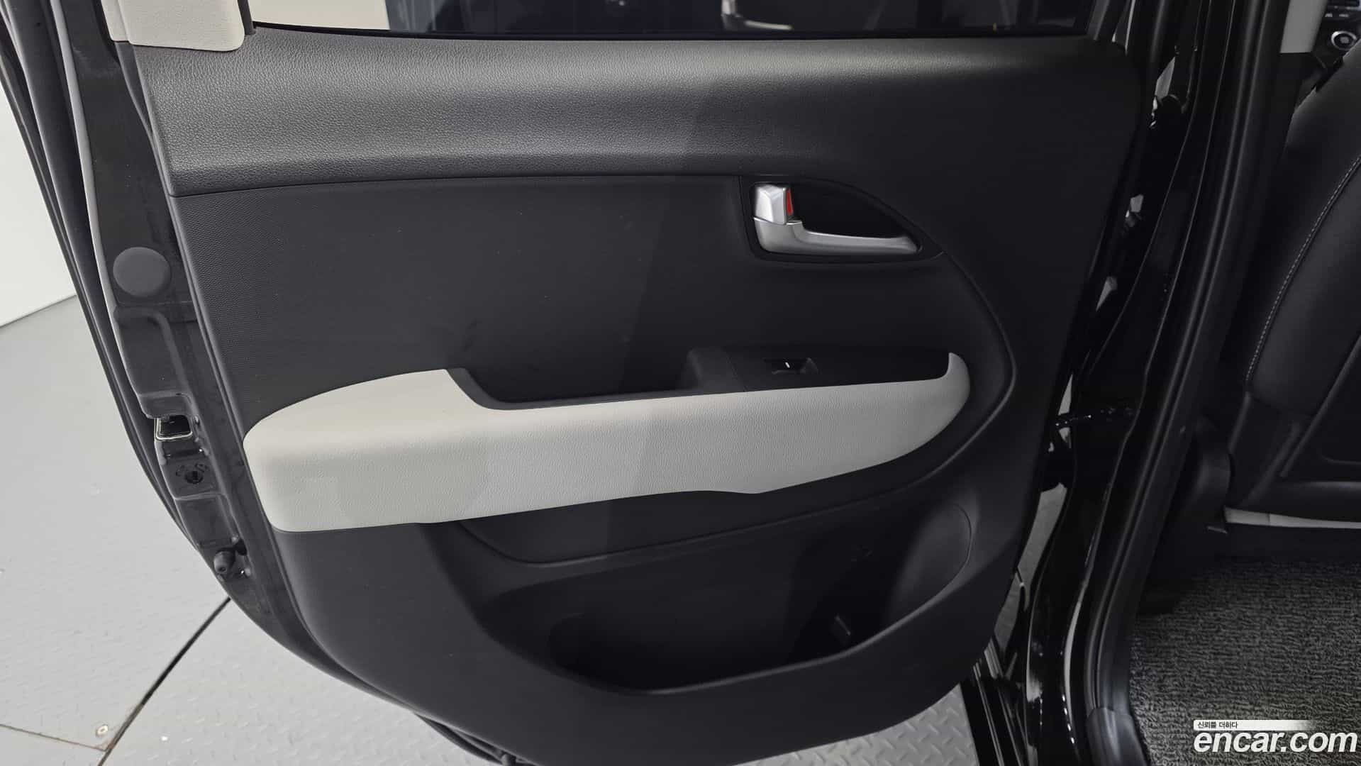 RAY Kia 2024.1-INNER-035