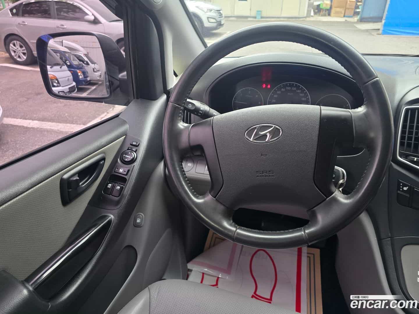 Starex Hyundai 2019.6-INNER-009