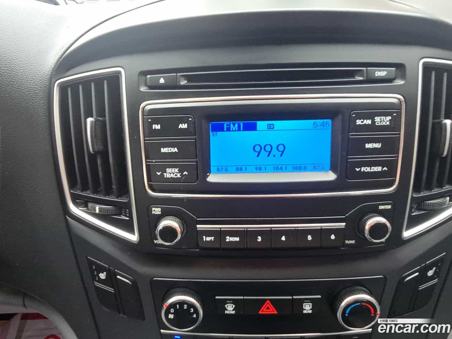 Starex Hyundai 2019.6-OPTION-016