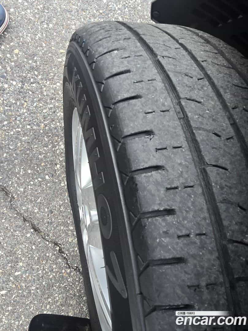 Starex Hyundai 2019.6-OPTION-023
