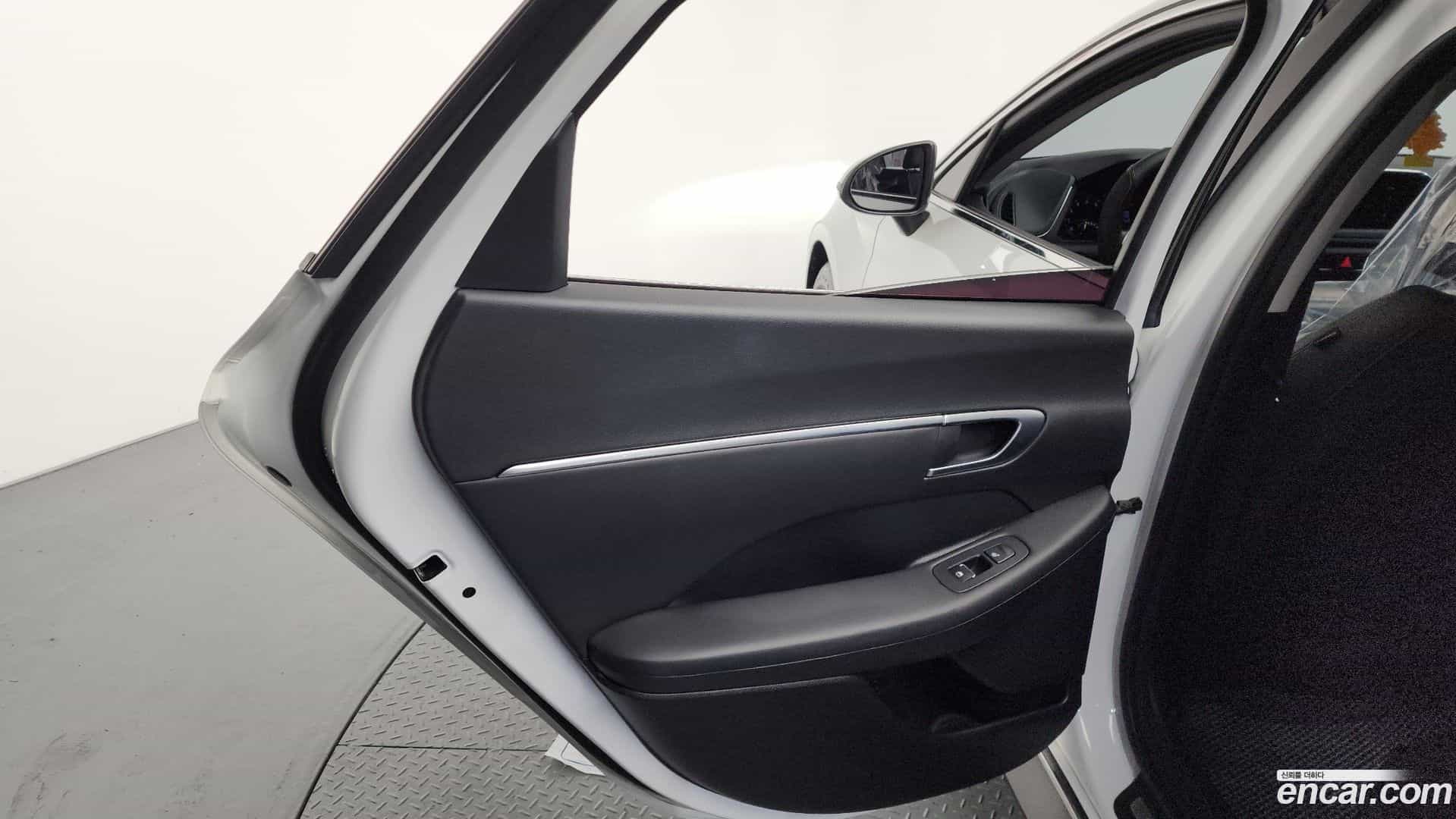 Sonata Hyundai 2019.4-INNER-035